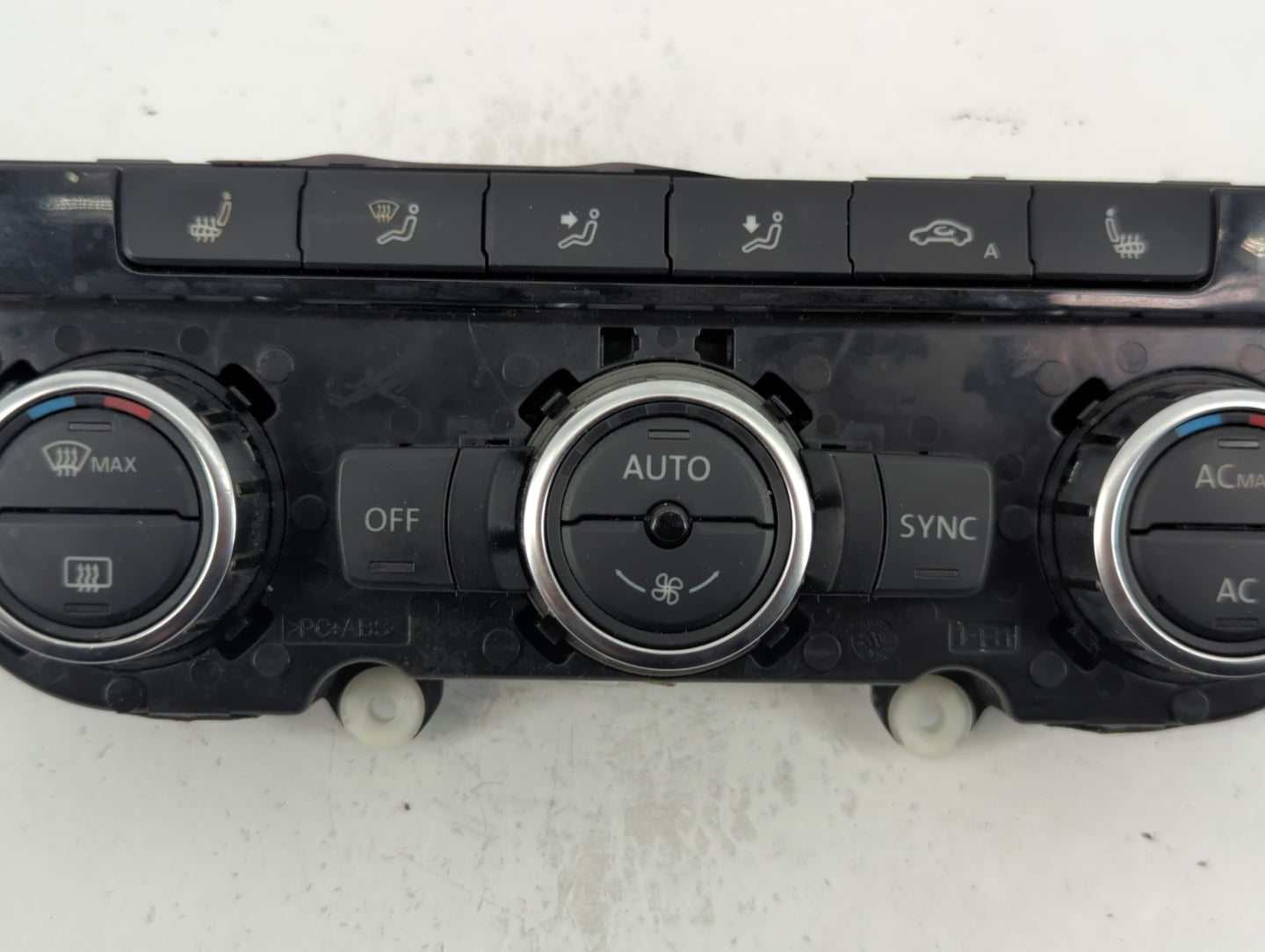 2013 Volkswagen Cc Climate Control Module Temperature AC/Heater Replacement P/N:3AA907044J Fits OEM Used Auto Parts - Oemuse