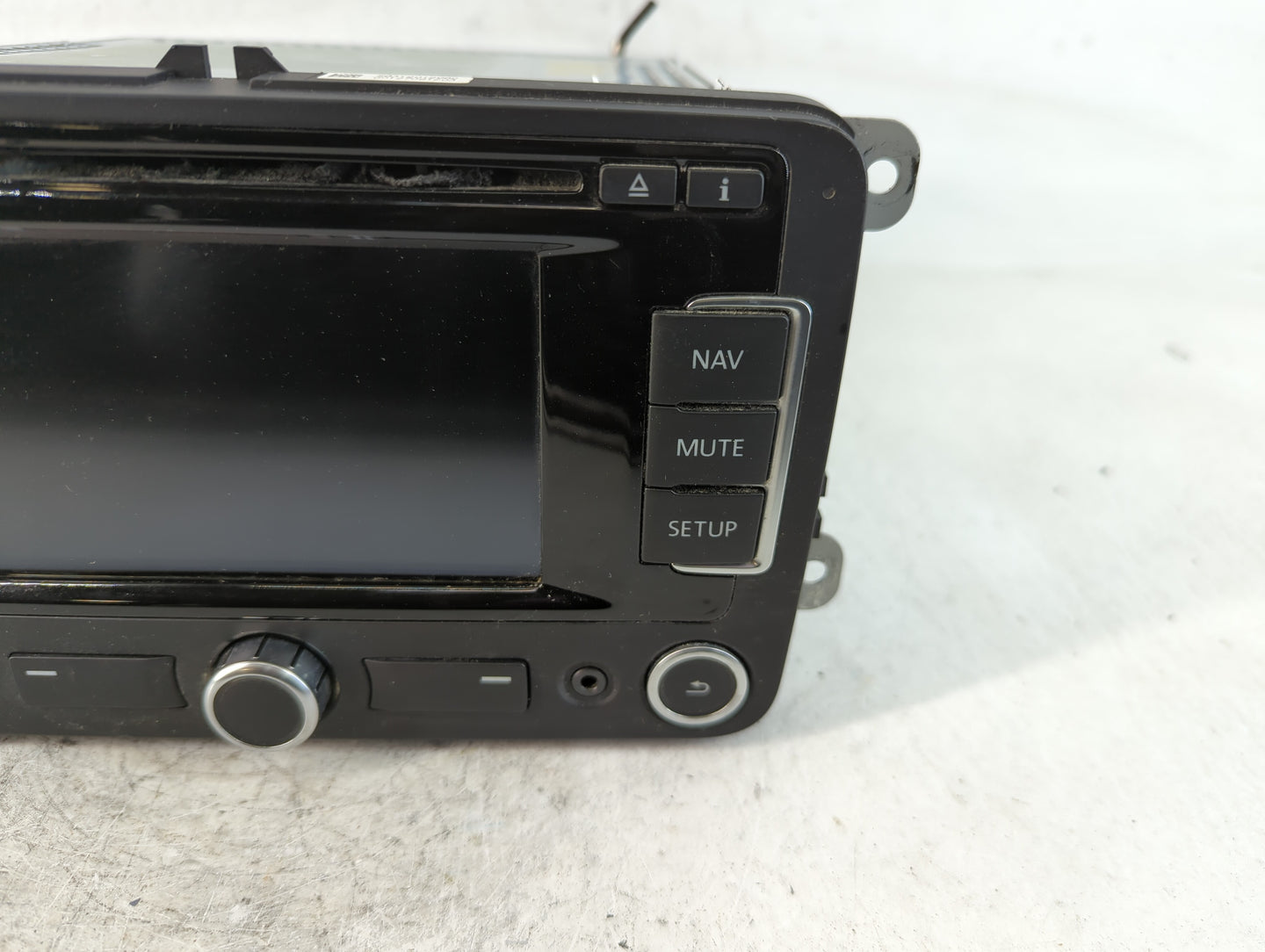 2012-2017 Volkswagen Cc Am Fm Cd Player Radio Receiver - Oemusedautoparts1.com