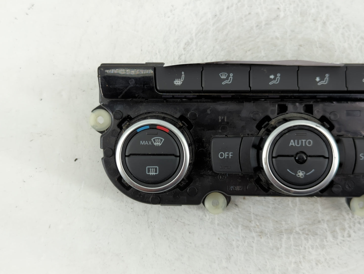 2013-2014 Volkswagen Cc Climate Control Module Temperature AC/Heater Replacement P/N:5HB 011 257-37 Fits Fits 2013 2014 OEM 