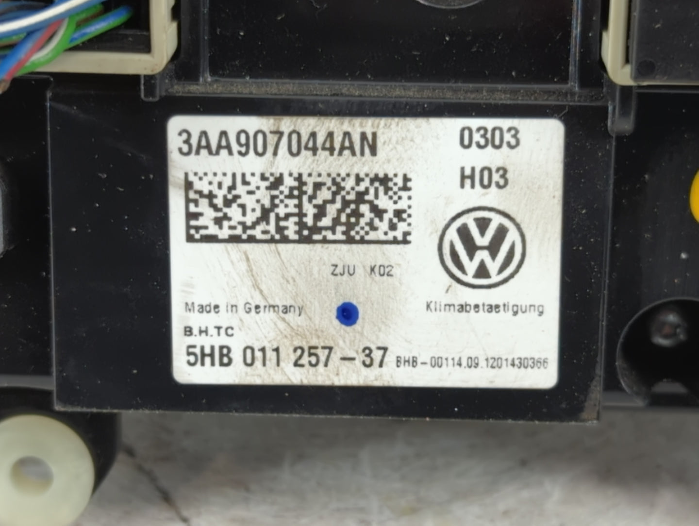 2013-2014 Volkswagen Cc Climate Control Module Temperature AC/Heater Replacement P/N:5HB 011 257-37 Fits Fits 2013 2014 OEM 