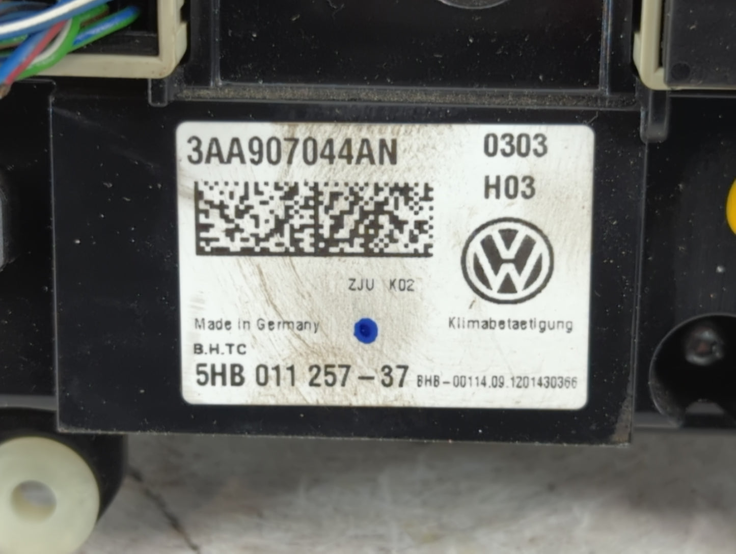 2013-2014 Volkswagen Cc Climate Control Module Temperature AC/Heater Replacement P/N:5HB 011 257-37 Fits Fits 2013 2014 OEM 