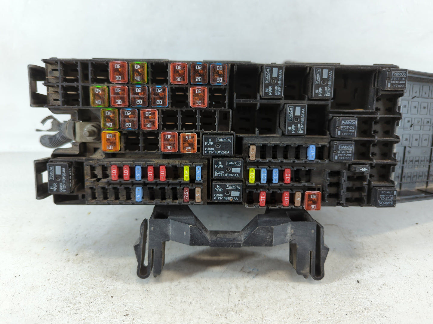2013-2017 Volkswagen Cc Fusebox Fuse Box Panel Relay Module P/N:CT4T-14290-LF Fits OEM Used Auto Parts - Oemusedautoparts1.c