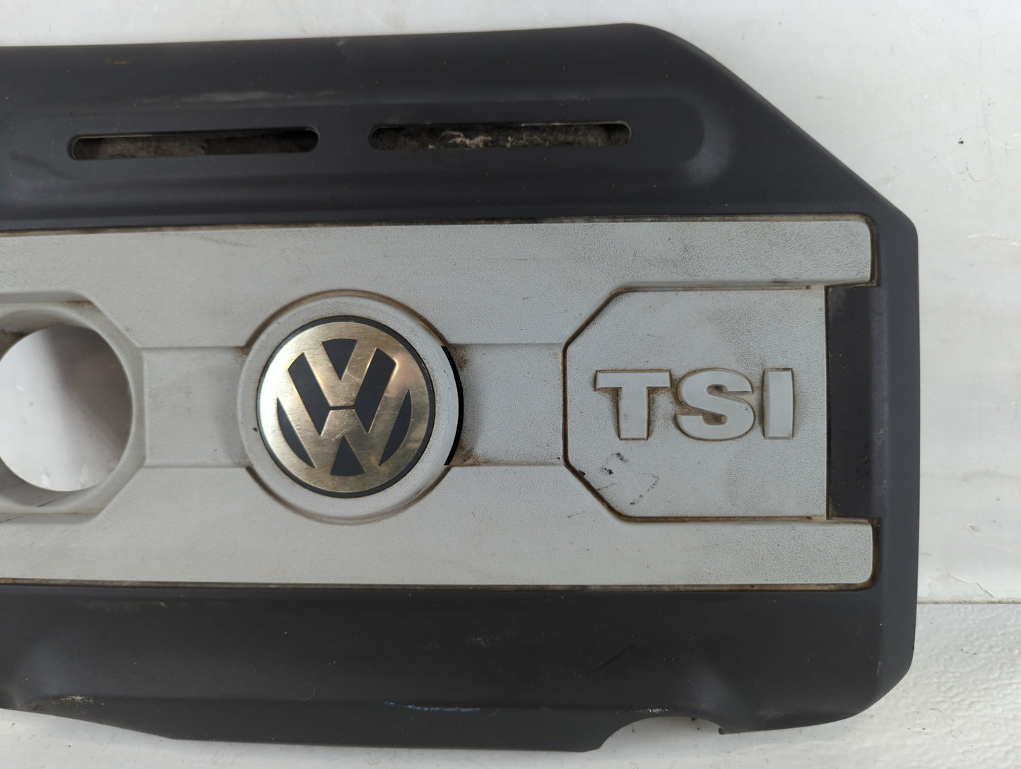 2013 Volkswagen Cc Engine Cover - Oemusedautoparts1.com