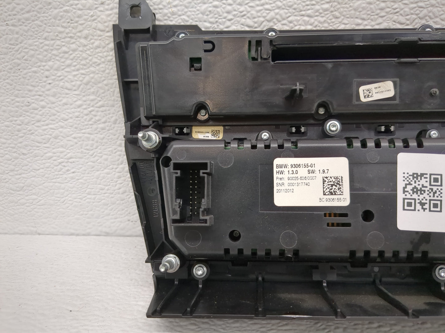 2013 Volkswagen Dasher Climate Control Module Temperature AC/Heater Replacement P/N:9306155-01 Fits OEM Used Auto Parts - Oe
