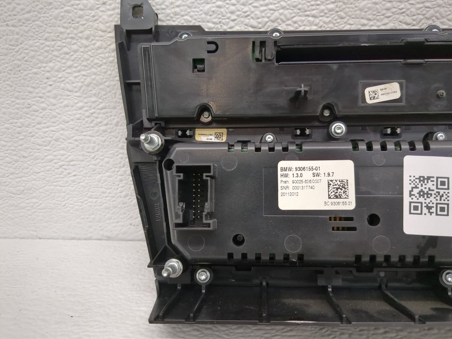2013 Volkswagen Dasher Climate Control Module Temperature AC/Heater Replacement P/N:9306155-01 Fits OEM Used Auto Parts - Oe