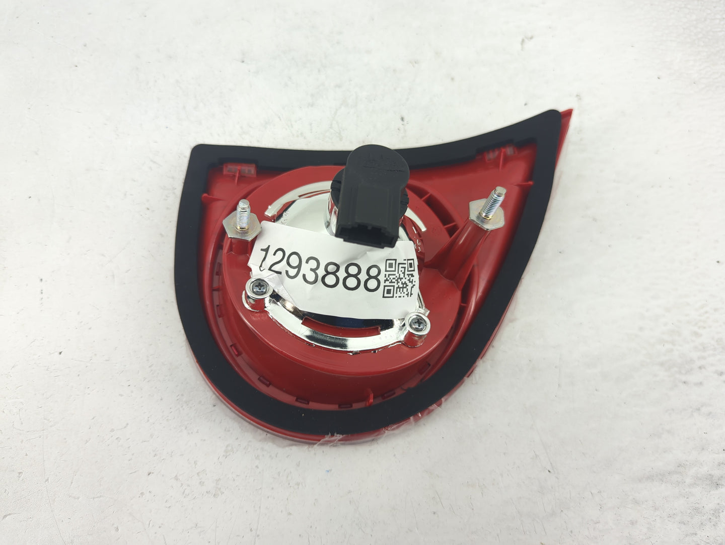 2010-2014 Volkswagen Golf Tail Light Assembly Driver Left OEM P/N:1K6945094G Fits Fits 2010 2011 2012 2013 2014 OEM Used Aut