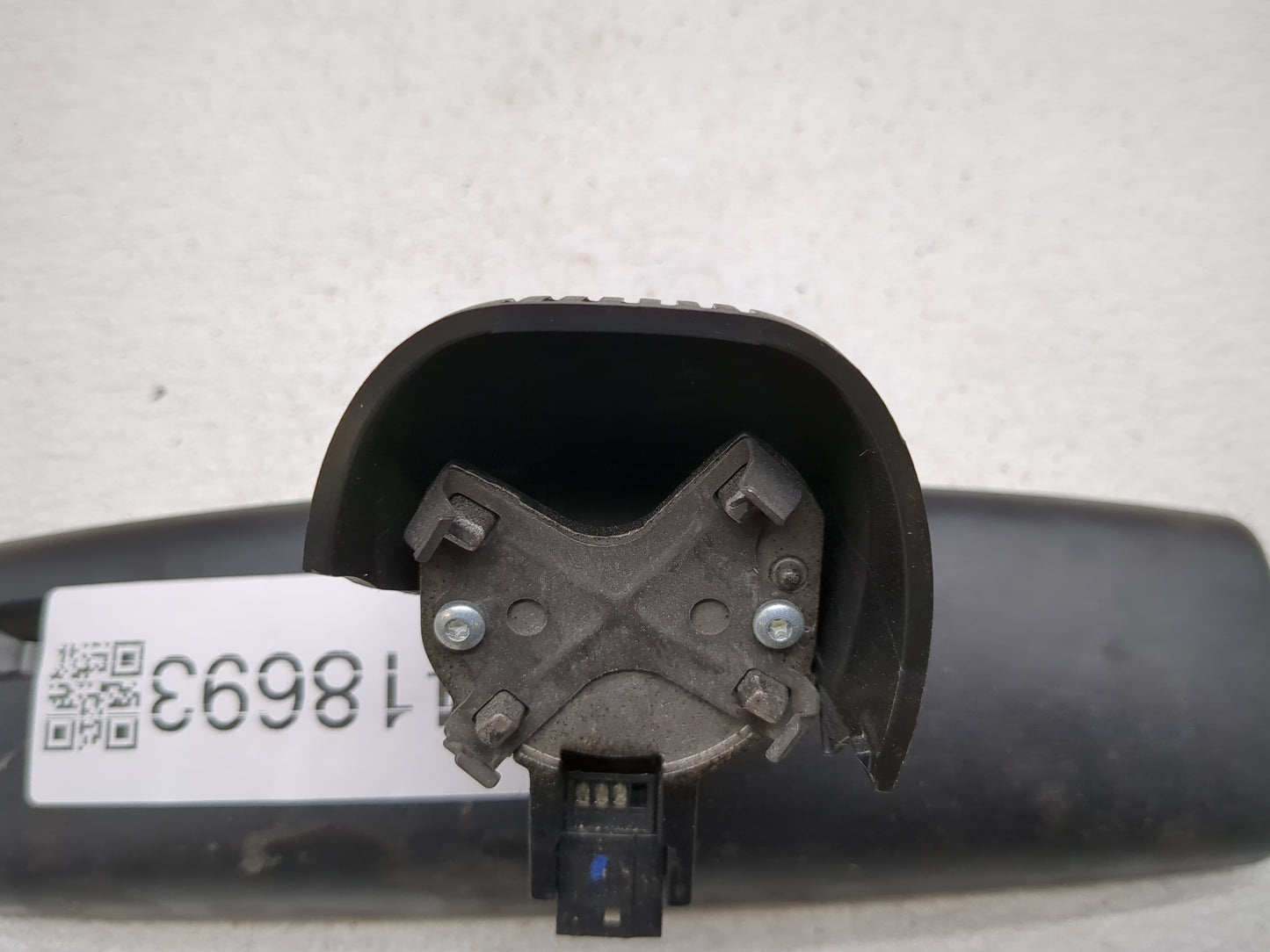 2010-2014 Volkswagen Golf Interior Rear View Mirror Replacement OEM P/N:7N0 857 511 Fits OEM Used Auto Parts - Oemusedautopa