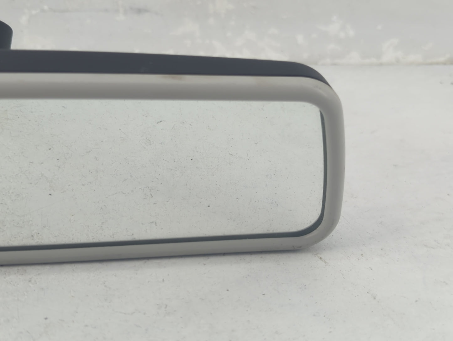 2010-2014 Volkswagen Golf Interior Rear View Mirror Replacement OEM P/N:E9014022 Fits OEM Used Auto Parts - Oemusedautoparts