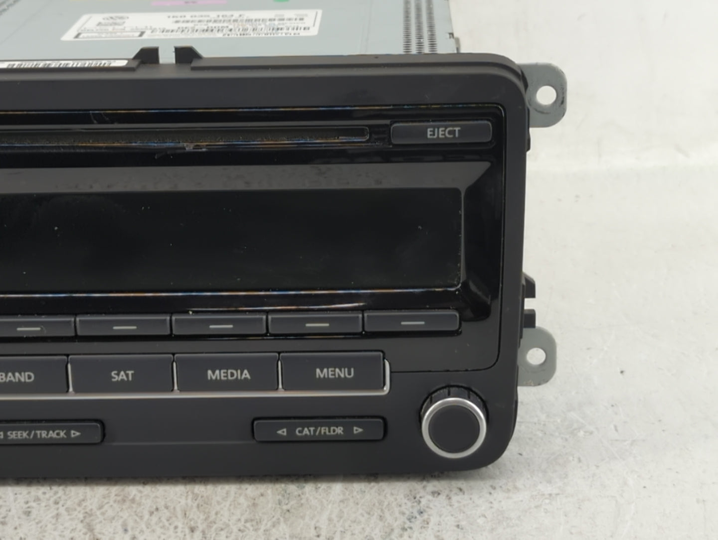 2012-2014 Volkswagen Gti Am Fm Cd Player Radio Receiver - Oemusedautoparts1.com