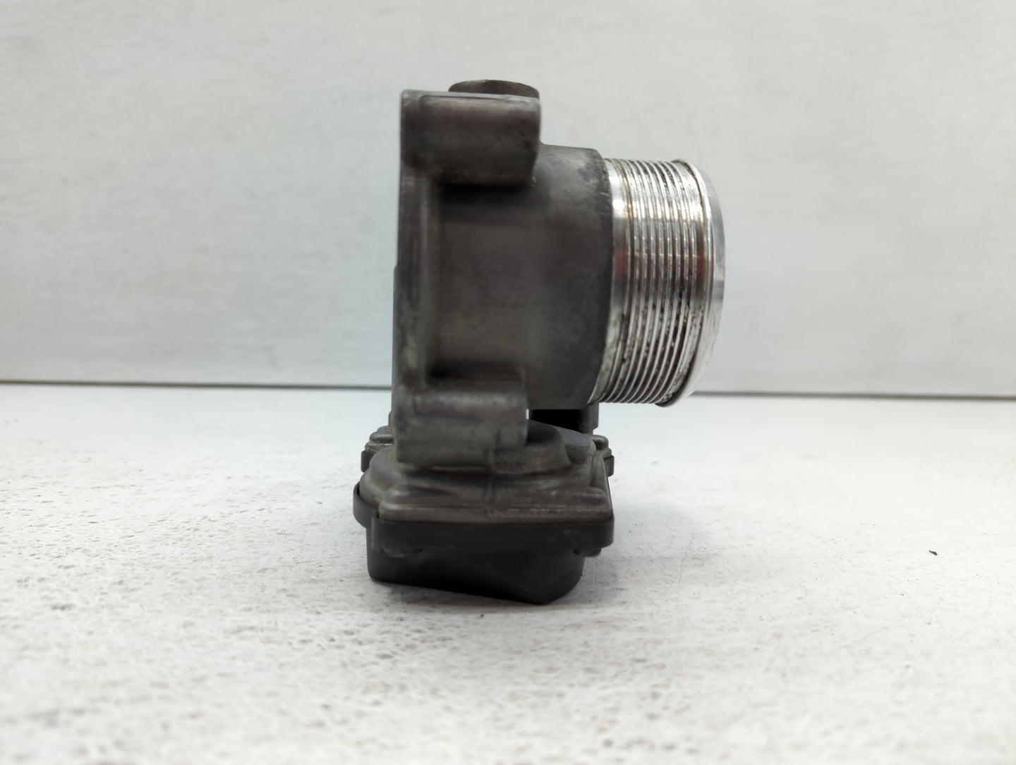 2006-2019 Volkswagen Gti Throttle Body P/N:06F 133 062 Q Fits OEM Used Auto Parts - Oemusedautoparts1.com