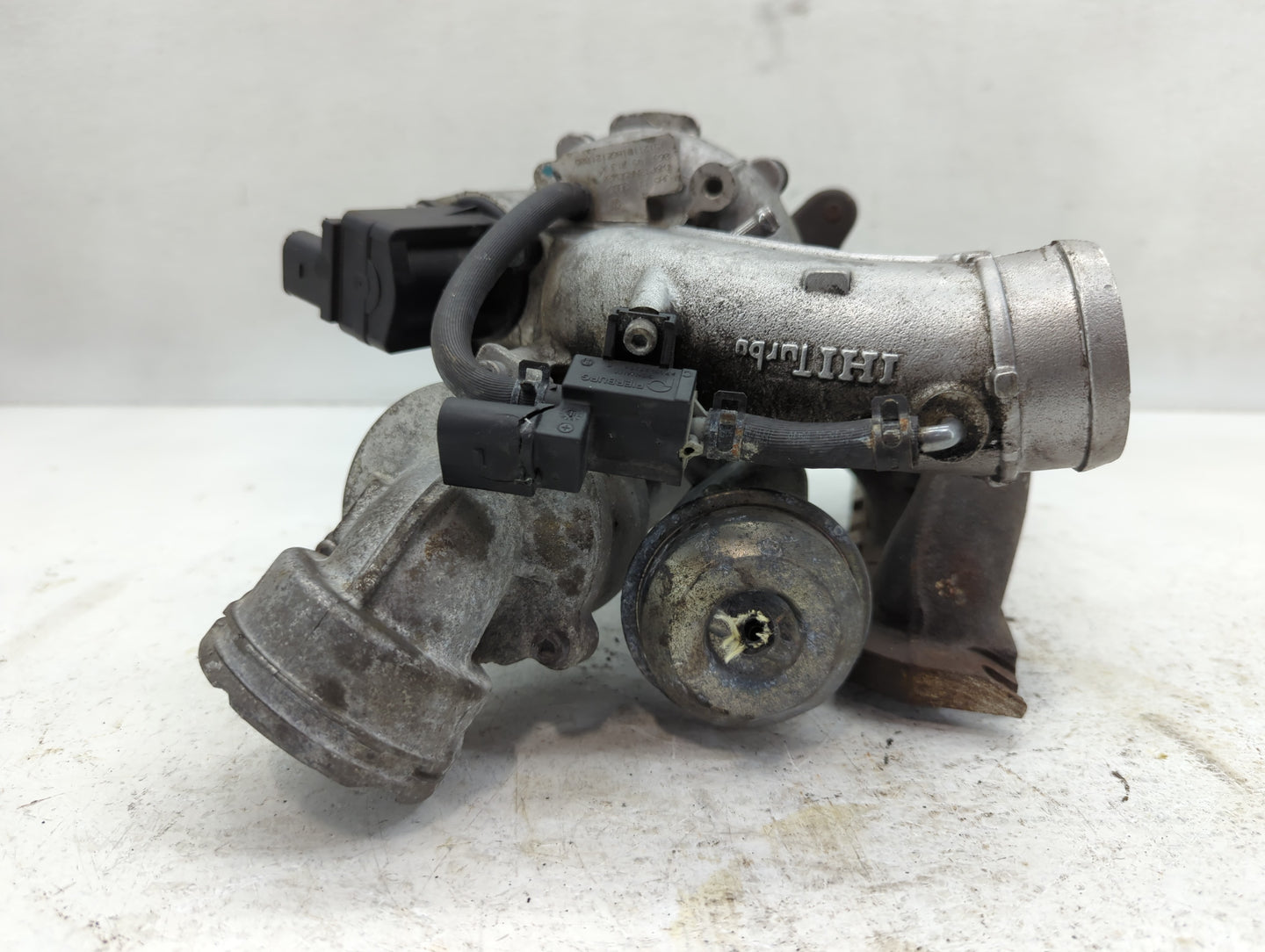 2008-2014 Volkswagen Gti Air Intake Manifold P/N:86J 145 313 K JH5 IT 000 Fits OEM Used Auto Parts - Oemusedautoparts1.com