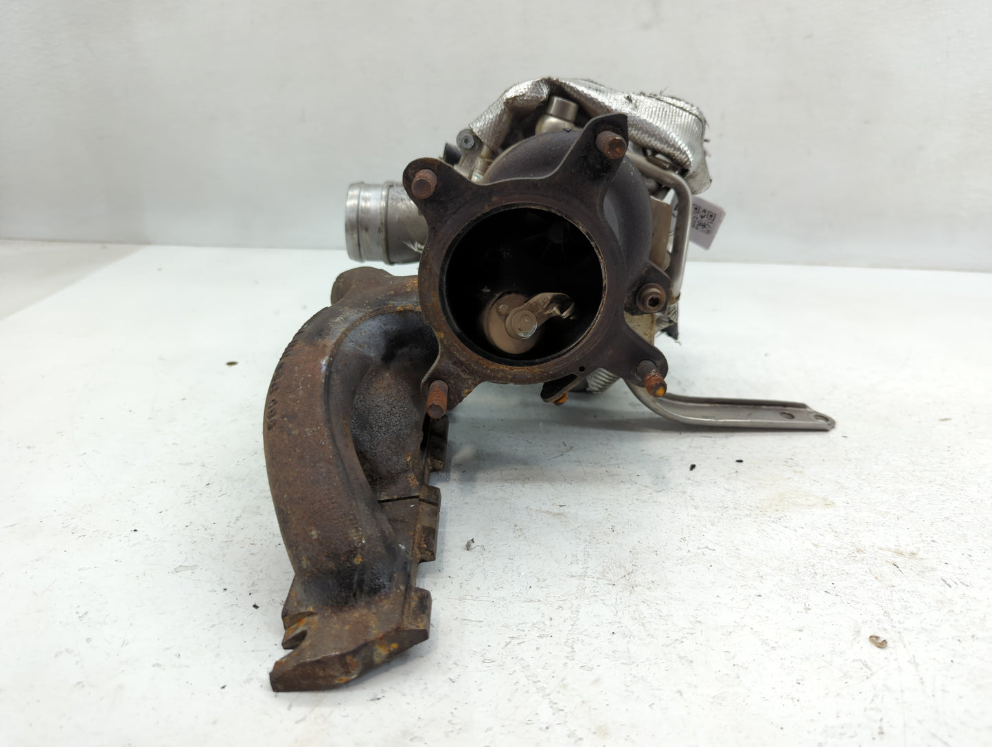 2008-2014 Volkswagen Gti Air Intake Manifold P/N:JH5 IT 000 Fits Fits 2008 2009 2010 2011 2012 2013 2014 2015 2016 2017 2018