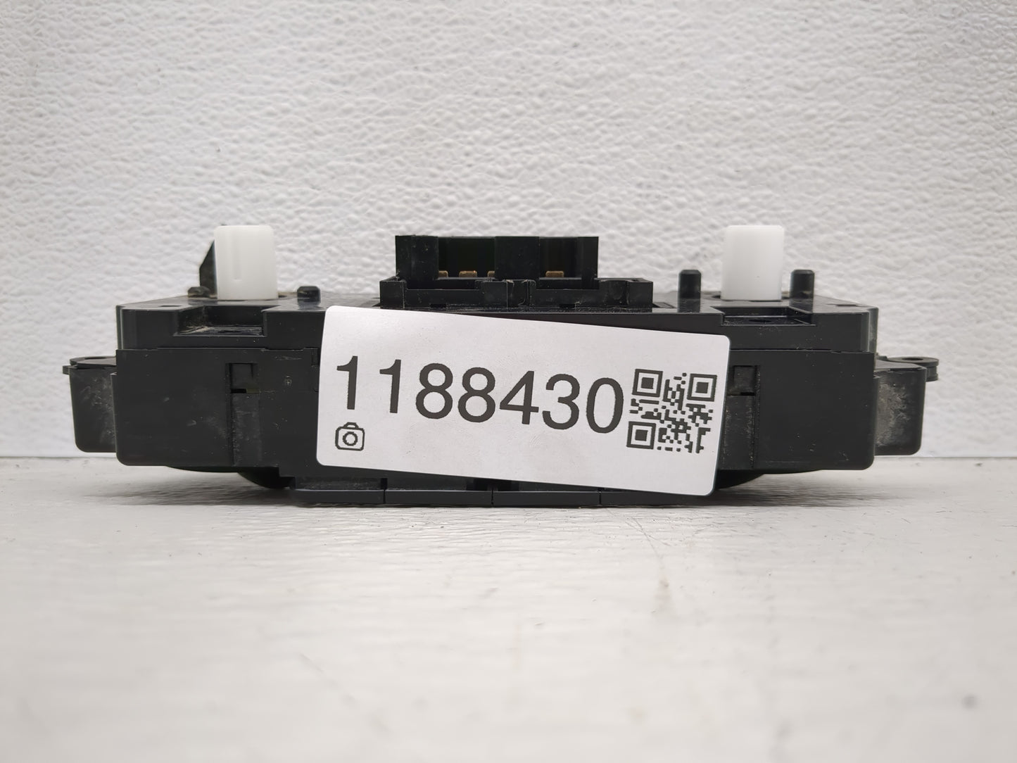 2012-2014 Volkswagen Jetta Climate Control Module Temperature AC/Heater Replacement Fits Fits 2012 2013 2014 OEM Used Auto P