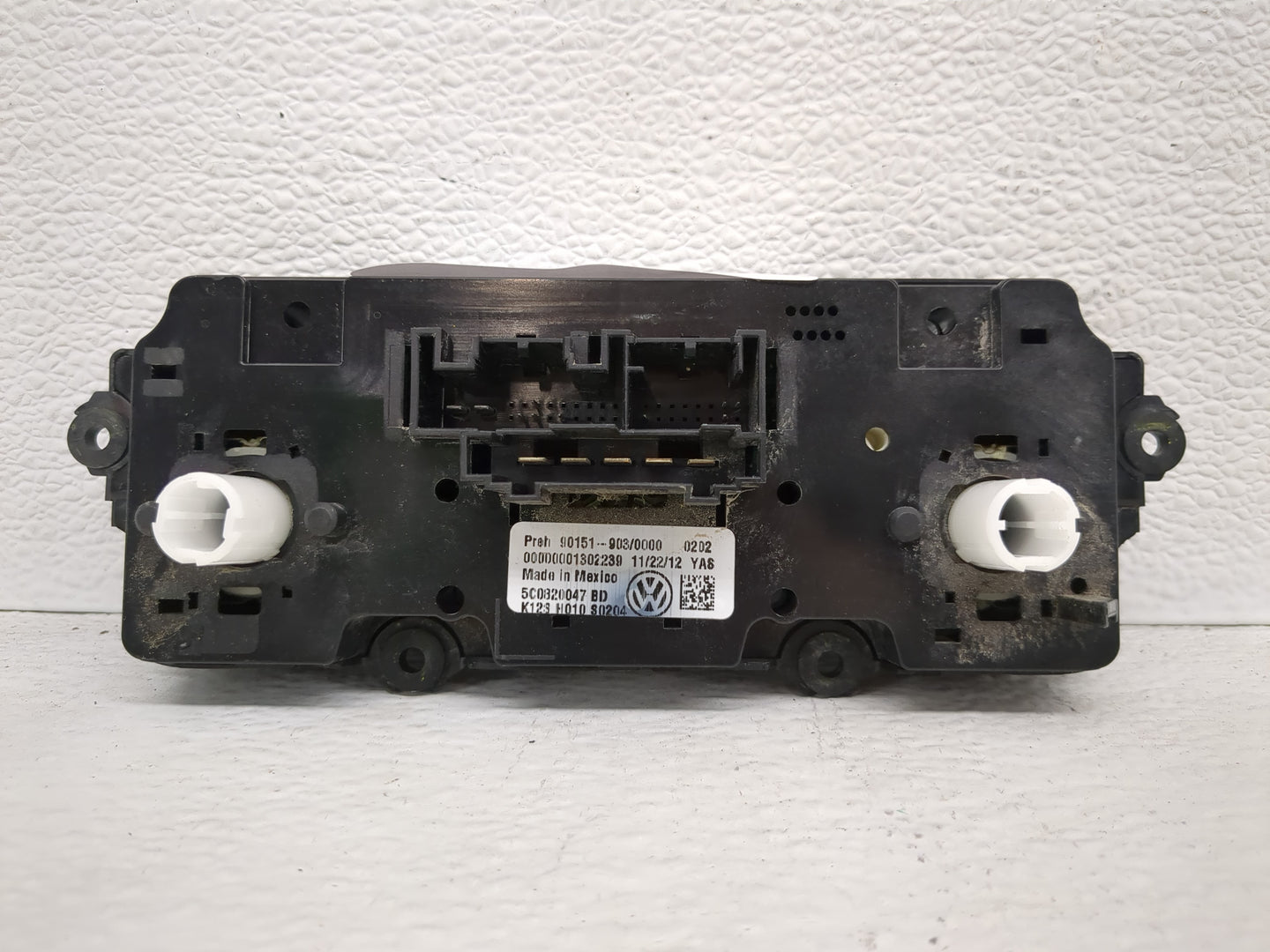 2012-2014 Volkswagen Jetta Climate Control Module Temperature AC/Heater Replacement Fits Fits 2012 2013 2014 OEM Used Auto P