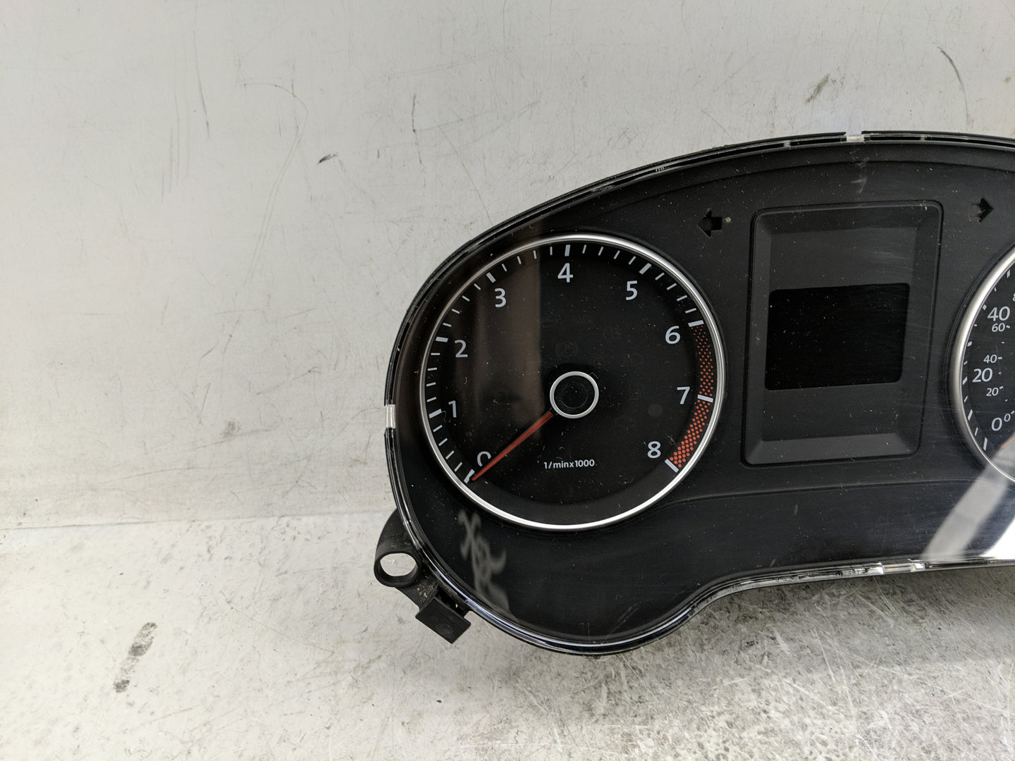 2013 Volkswagen Jetta Instrument Cluster Speedometer Gauges P/N:5C6920 952B Fits OEM Used Auto Parts - Oemusedautoparts1.com