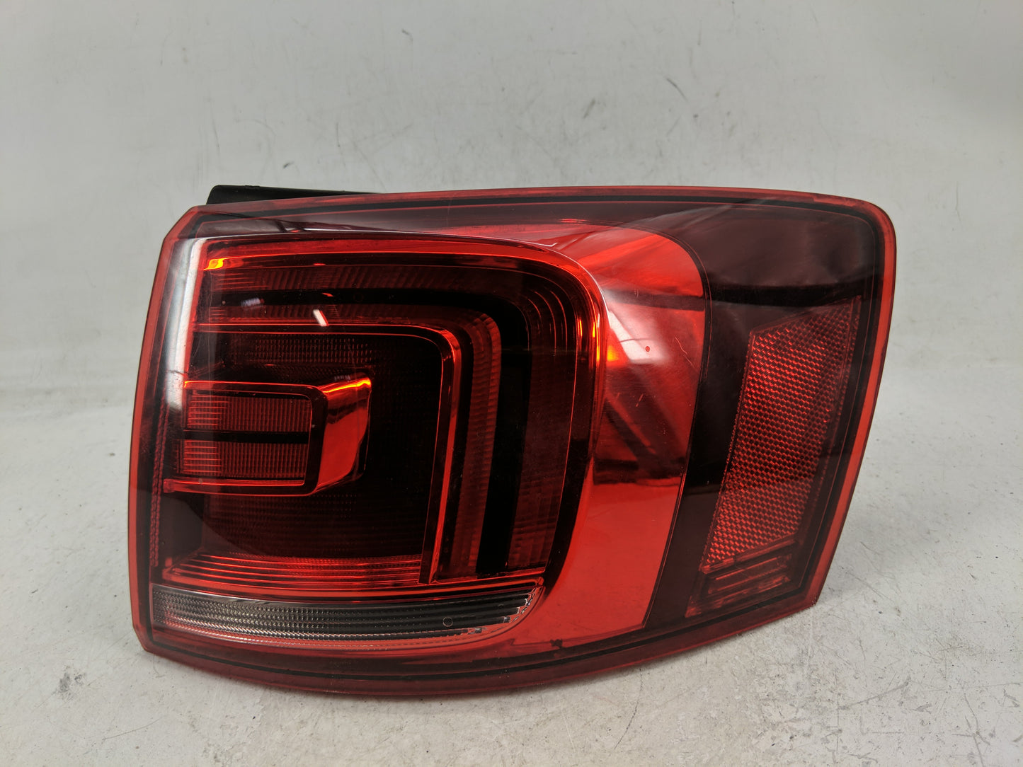 2012-2016 Volkswagen Jetta Tail Light Assembly Passenger Right OEM Fits Fits 2012 2013 2014 2016 OEM Used Auto Parts - Oemus