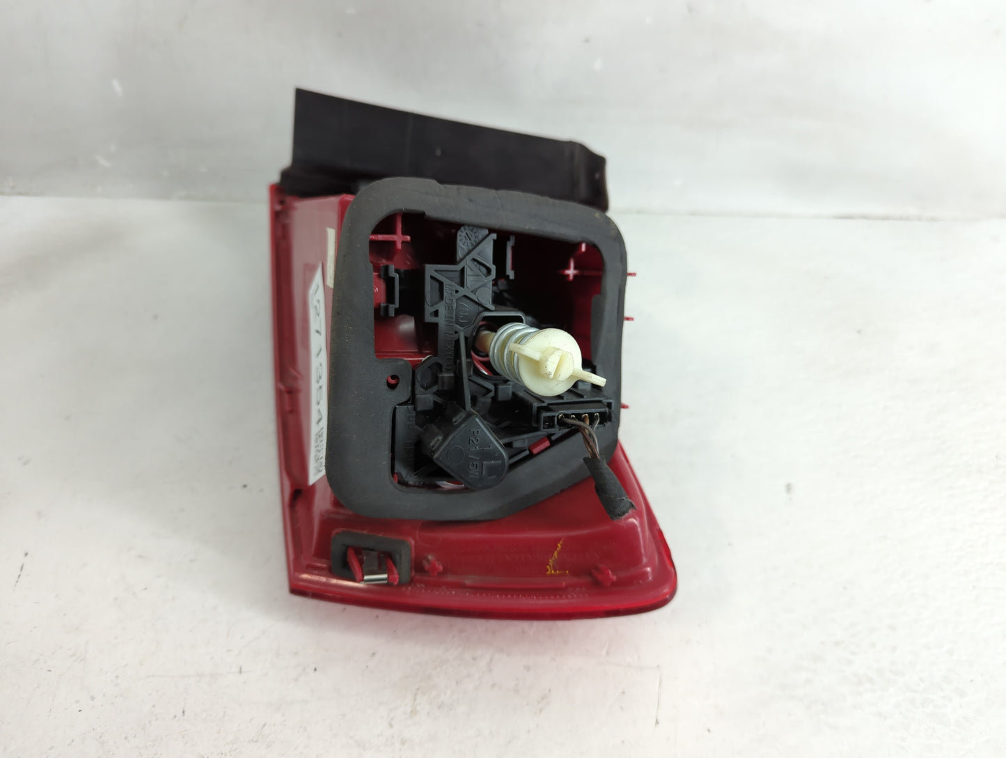 2011-2014 Volkswagen Jetta Tail Light Assembly Driver Left OEM Fits Fits 2011 2012 2013 2014 OEM Used Auto Parts - Oemusedau