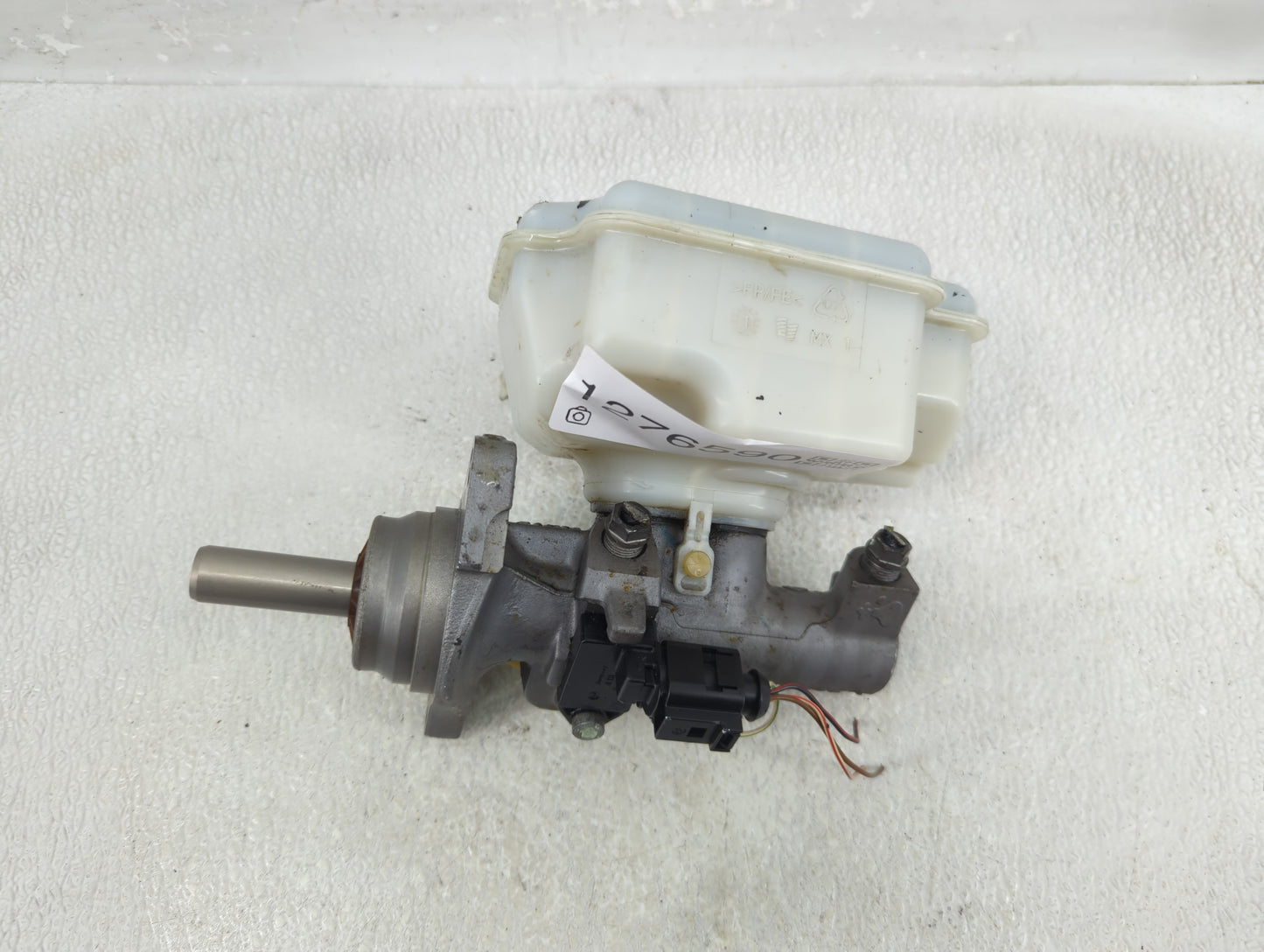 2009-2018 Volkswagen Jetta Brake Master Cylinder - Oemusedautoparts1.com