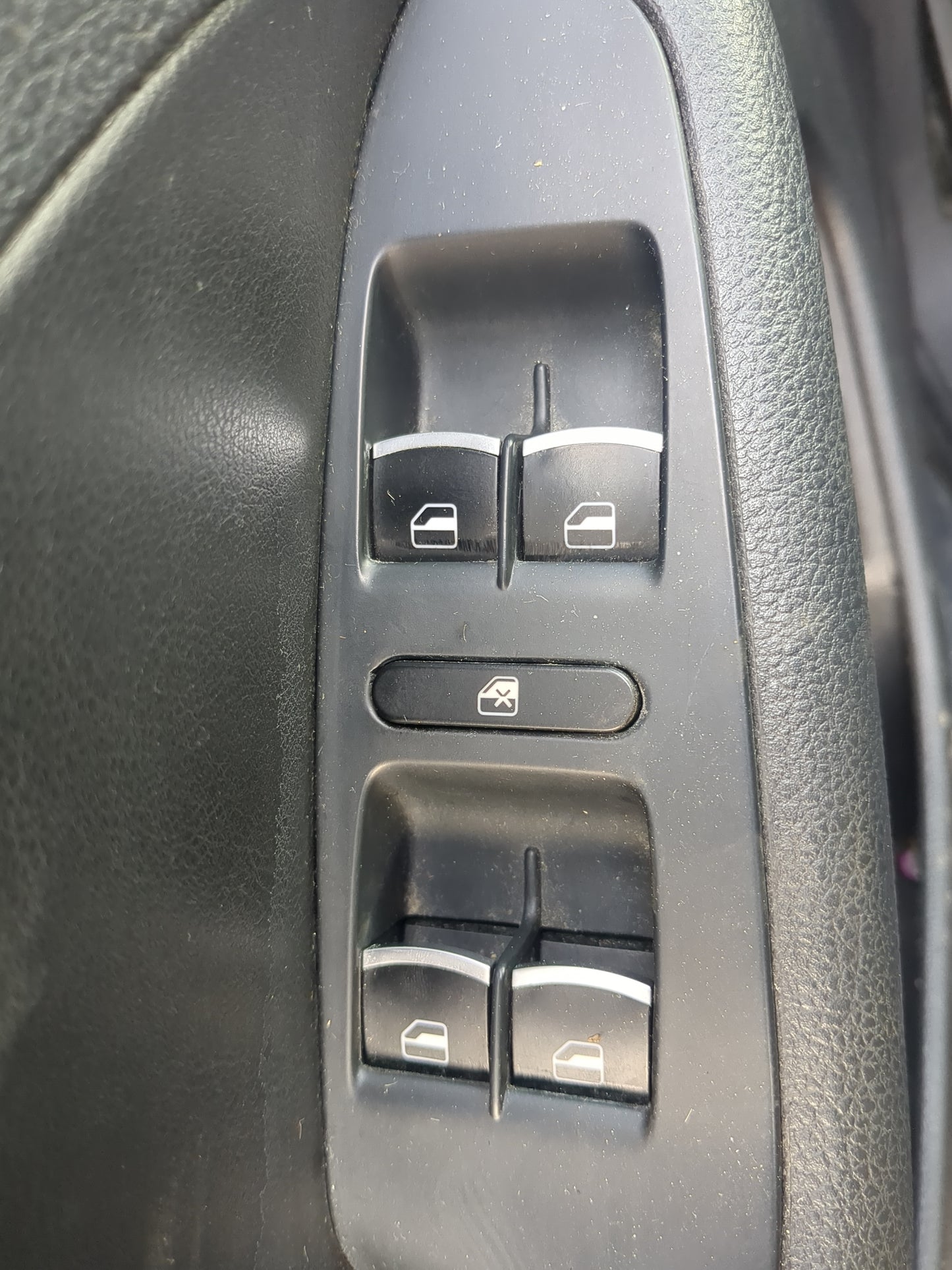 2005-2018 Volkswagen Jetta Master Power Window Switch Replacement Driver Side Left Fits OEM Used Auto Parts - Oemusedautopar