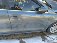 2011-2018 Volkswagen Jetta Passenger Front Door Oem - Oemusedautoparts1.com