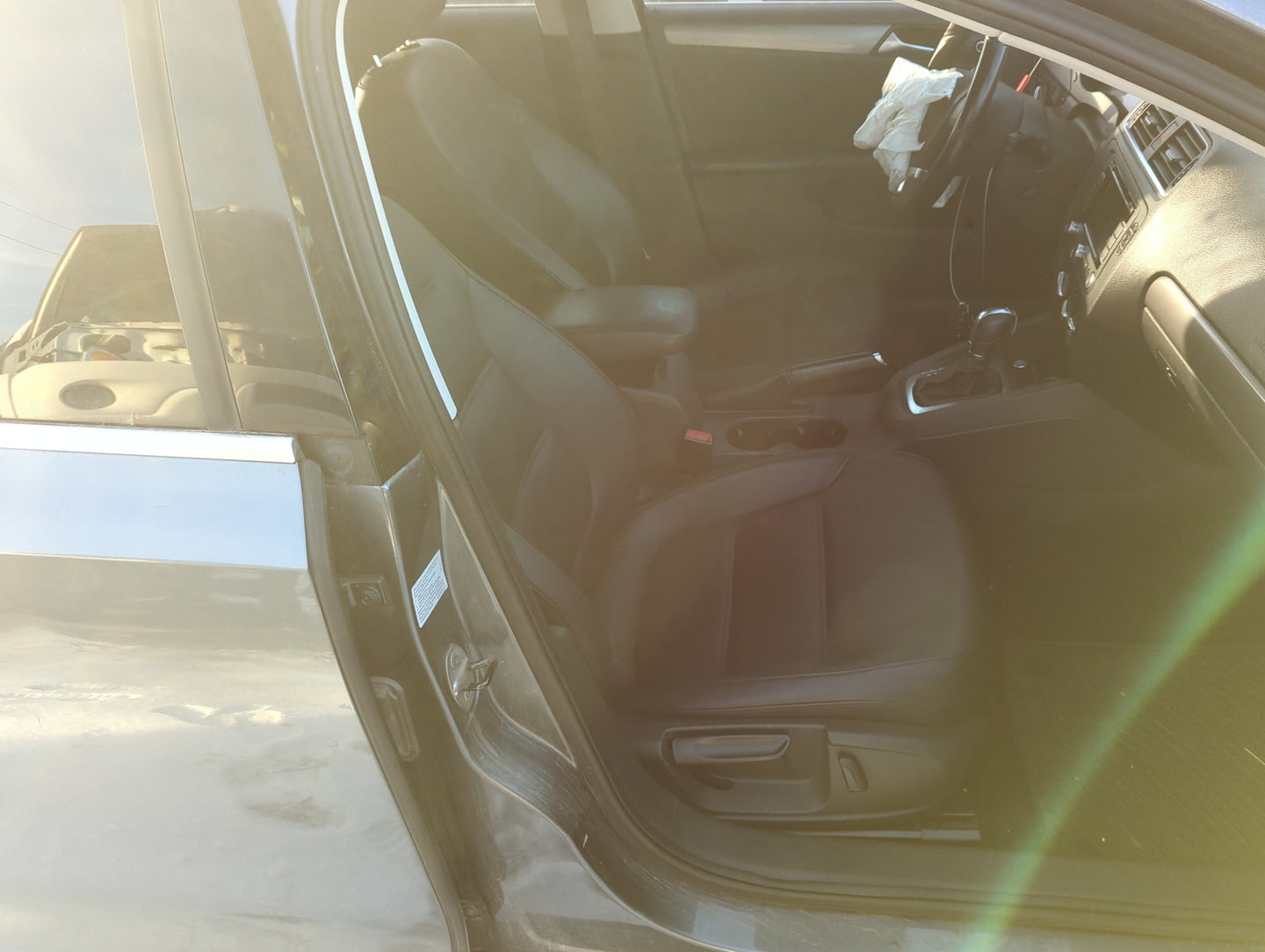 2011-2017 Volkswagen Jetta Passenger Front Seat Oem - Oemusedautoparts1.com