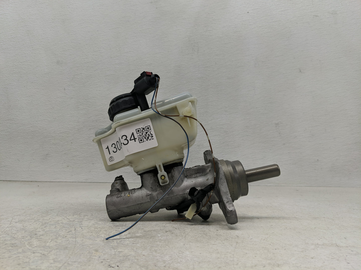 2009-2018 Volkswagen Jetta Brake Master Cylinder - Oemusedautoparts1.com