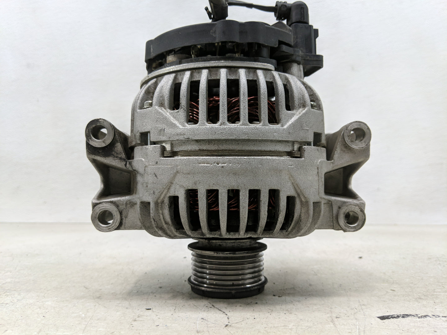 2005-2016 Volkswagen Jetta Alternator Replacement Generator Charging Assembly Engine OEM Fits OEM Used Auto Parts - Oemuseda