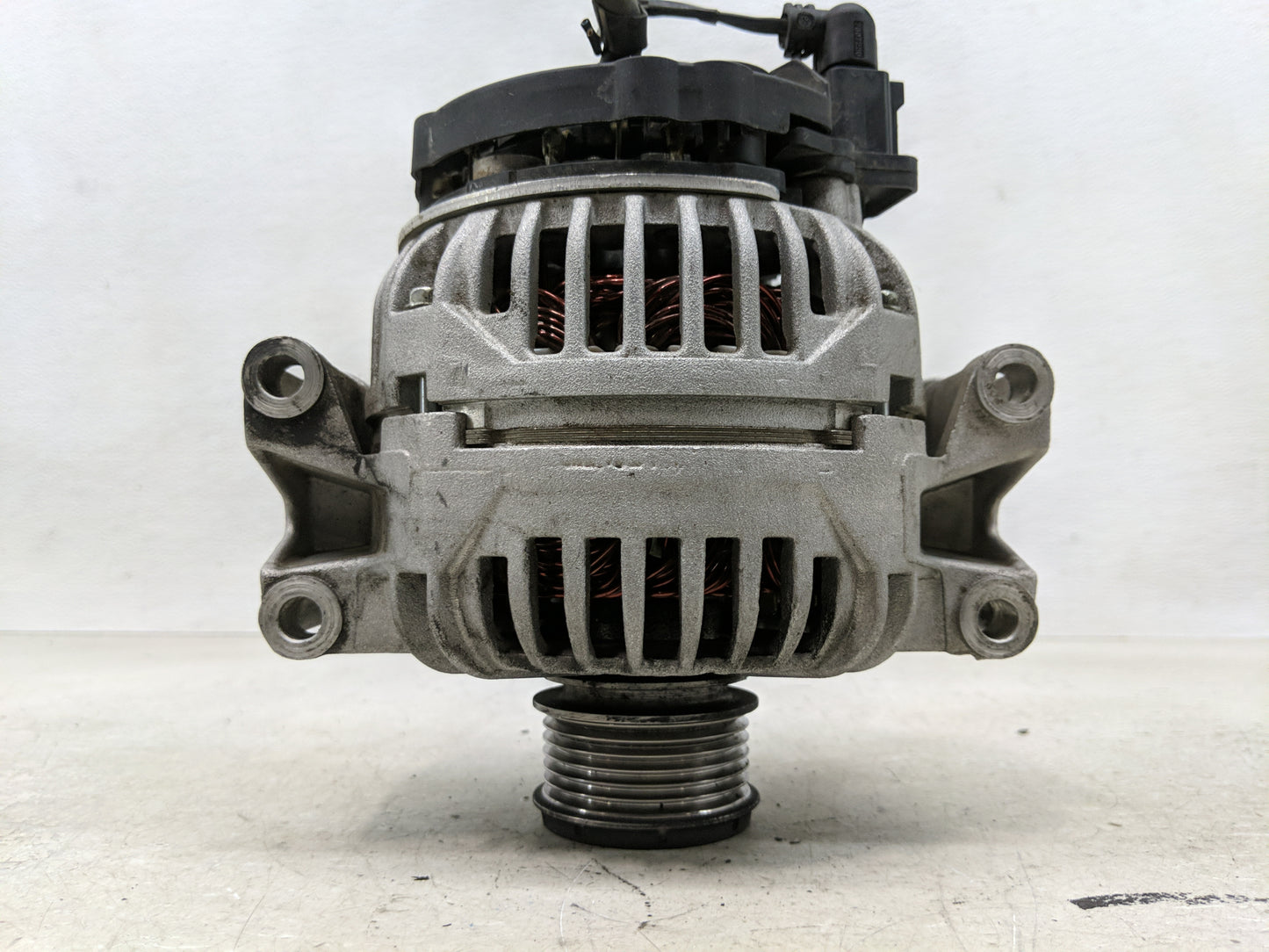2005-2016 Volkswagen Jetta Alternator Replacement Generator Charging Assembly Engine OEM Fits OEM Used Auto Parts - Oemuseda