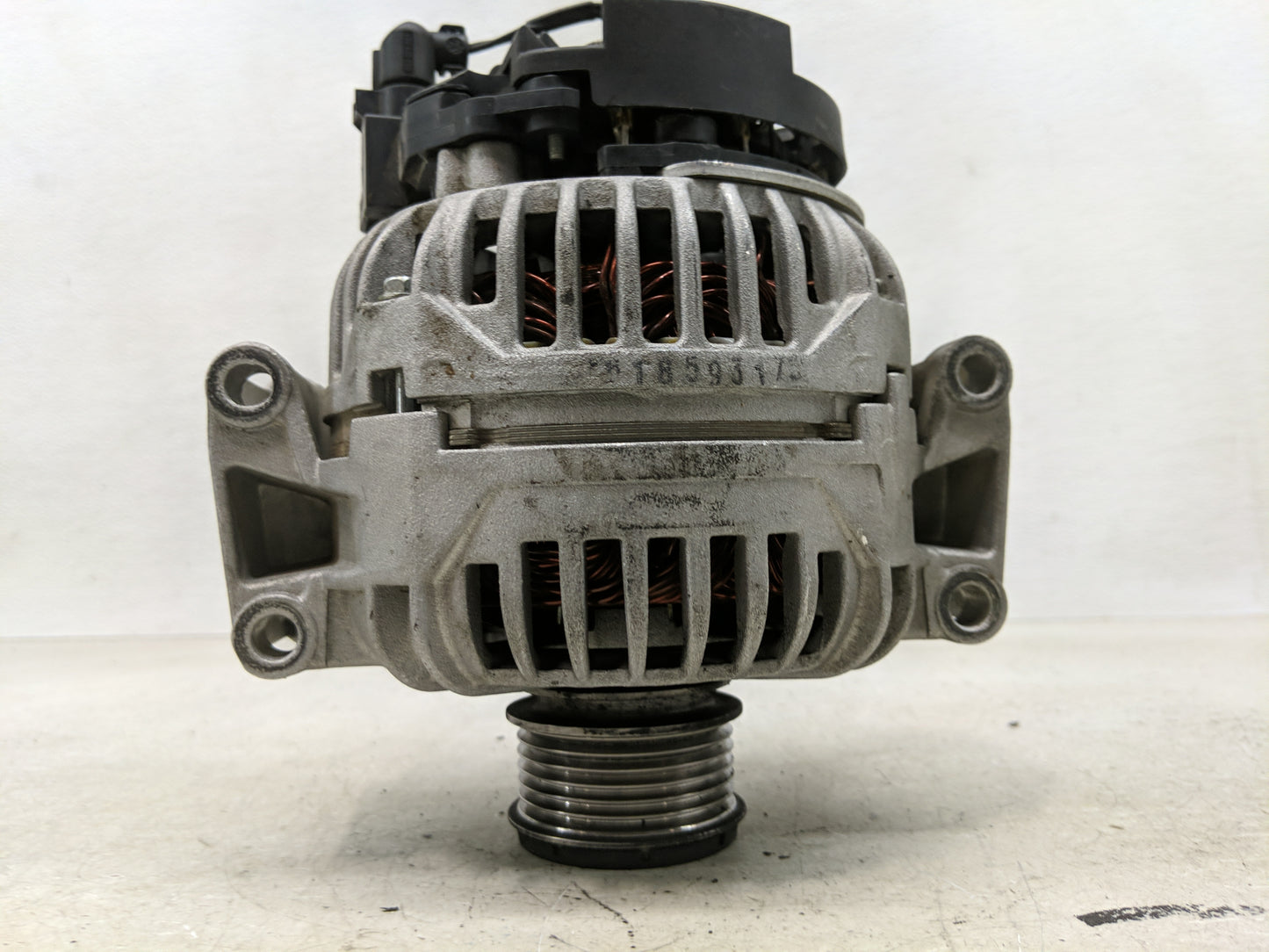 2005-2016 Volkswagen Jetta Alternator Replacement Generator Charging Assembly Engine OEM Fits OEM Used Auto Parts - Oemuseda