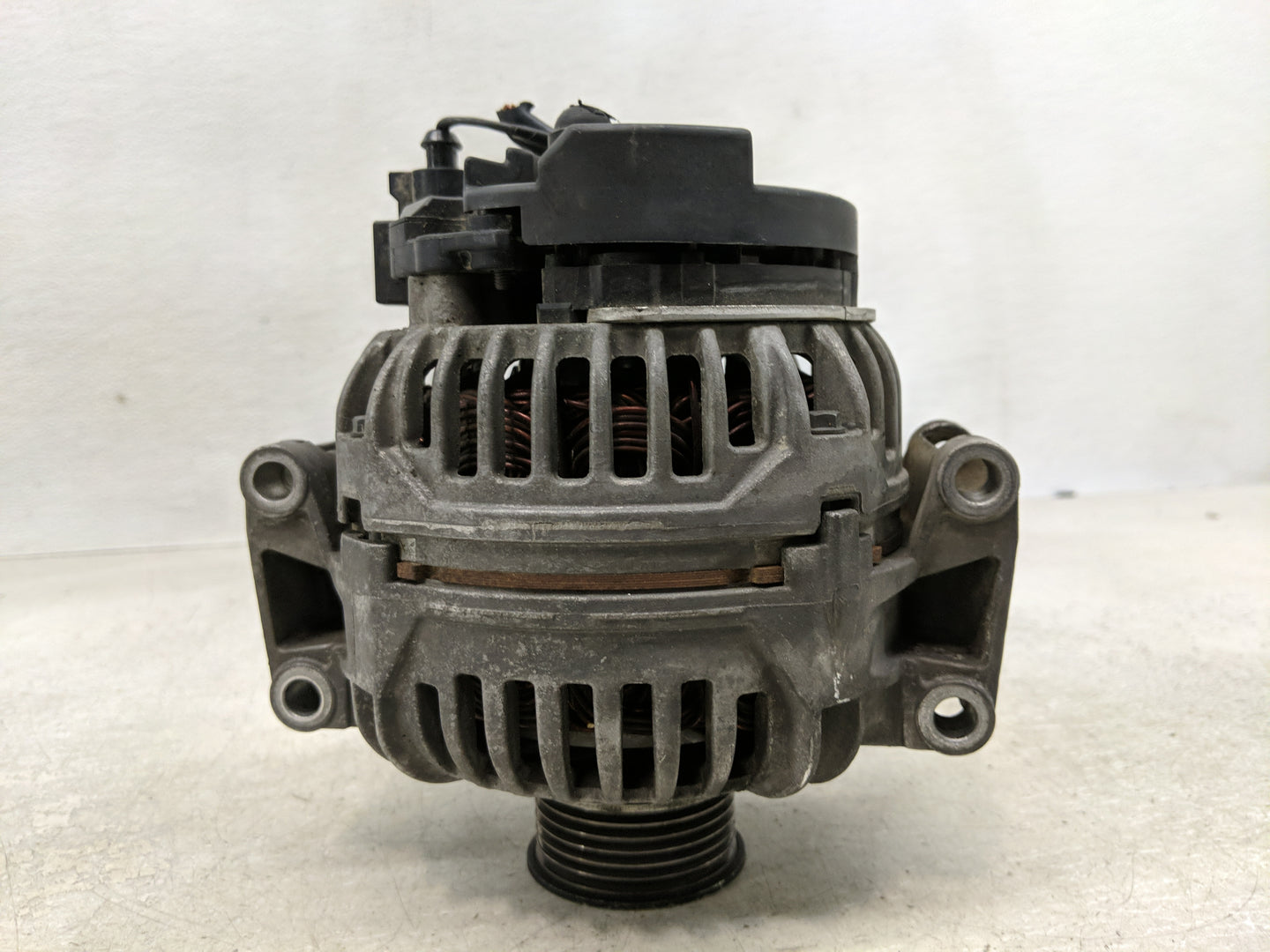 2005-2016 Volkswagen Jetta Alternator Replacement Generator Charging Assembly Engine OEM P/N:06 B903 016 AB Fits OEM Used Au