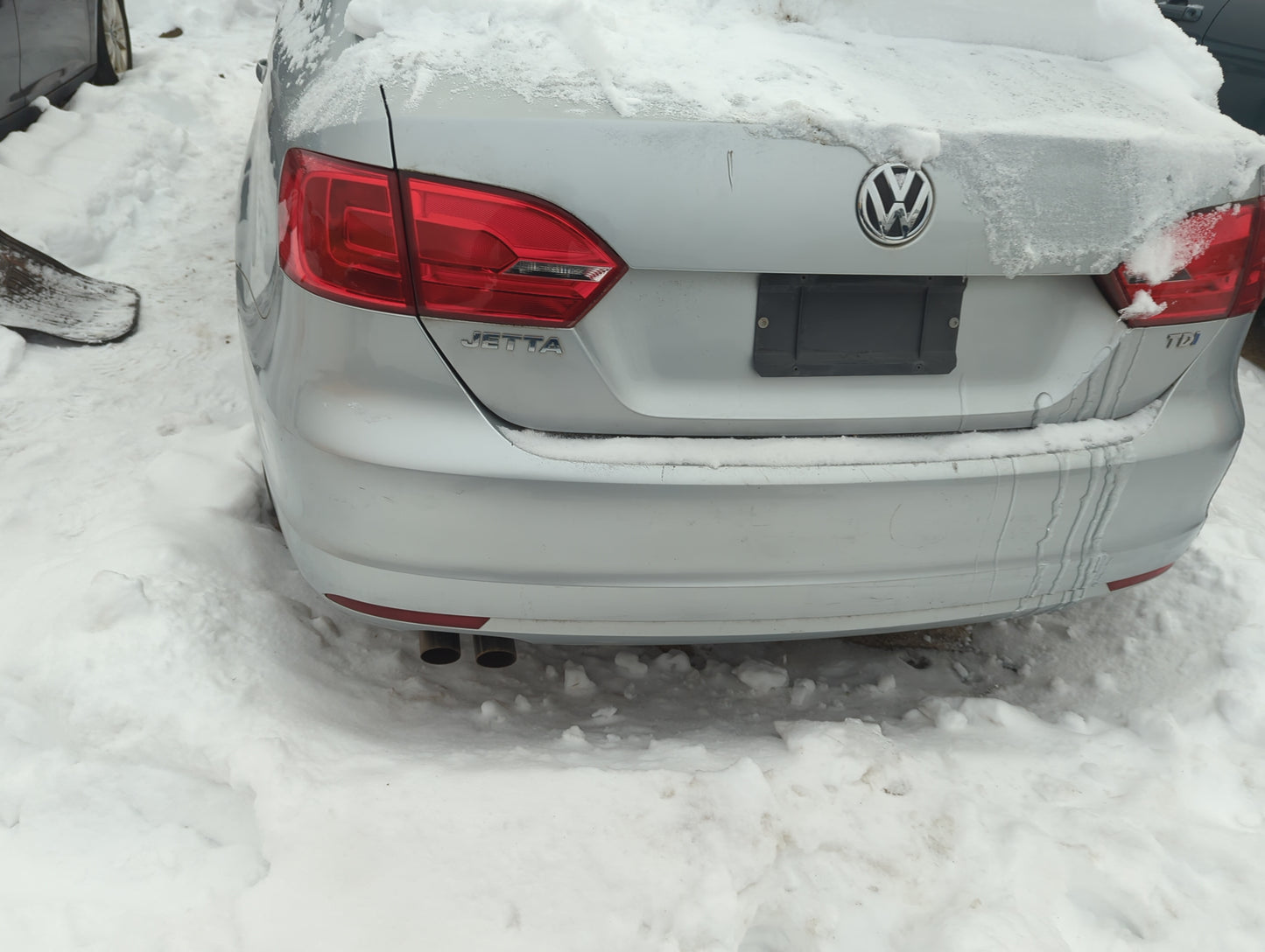 2011-2014 Volkswagen Jetta Rear Bumper Assembly Oem 1353580 - Oemusedautoparts1.com