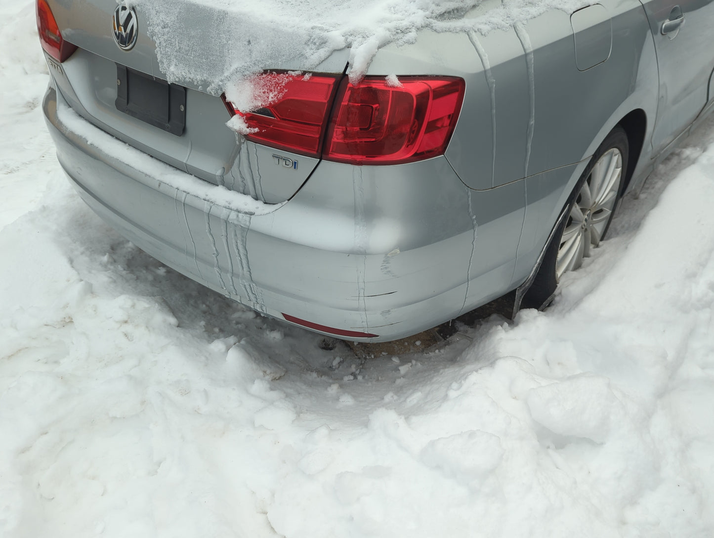 2011-2014 Volkswagen Jetta Rear Bumper Assembly Oem 1353580 - Oemusedautoparts1.com