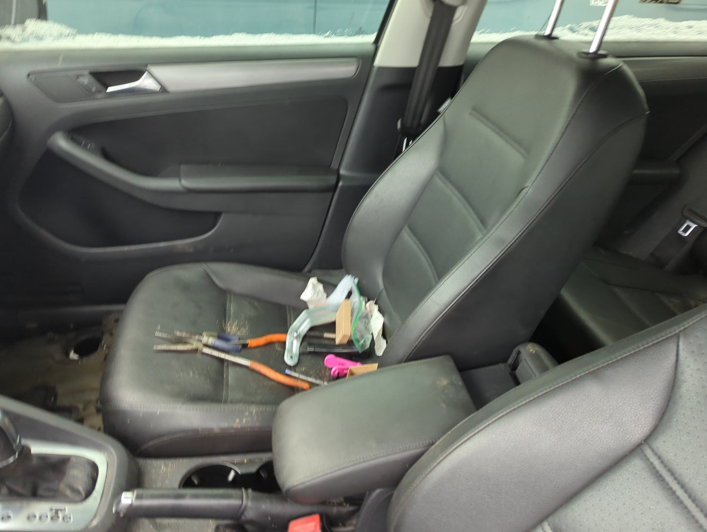 2011-2014 Volkswagen Jetta Passenger Front Seat Oem - Oemusedautoparts1.com