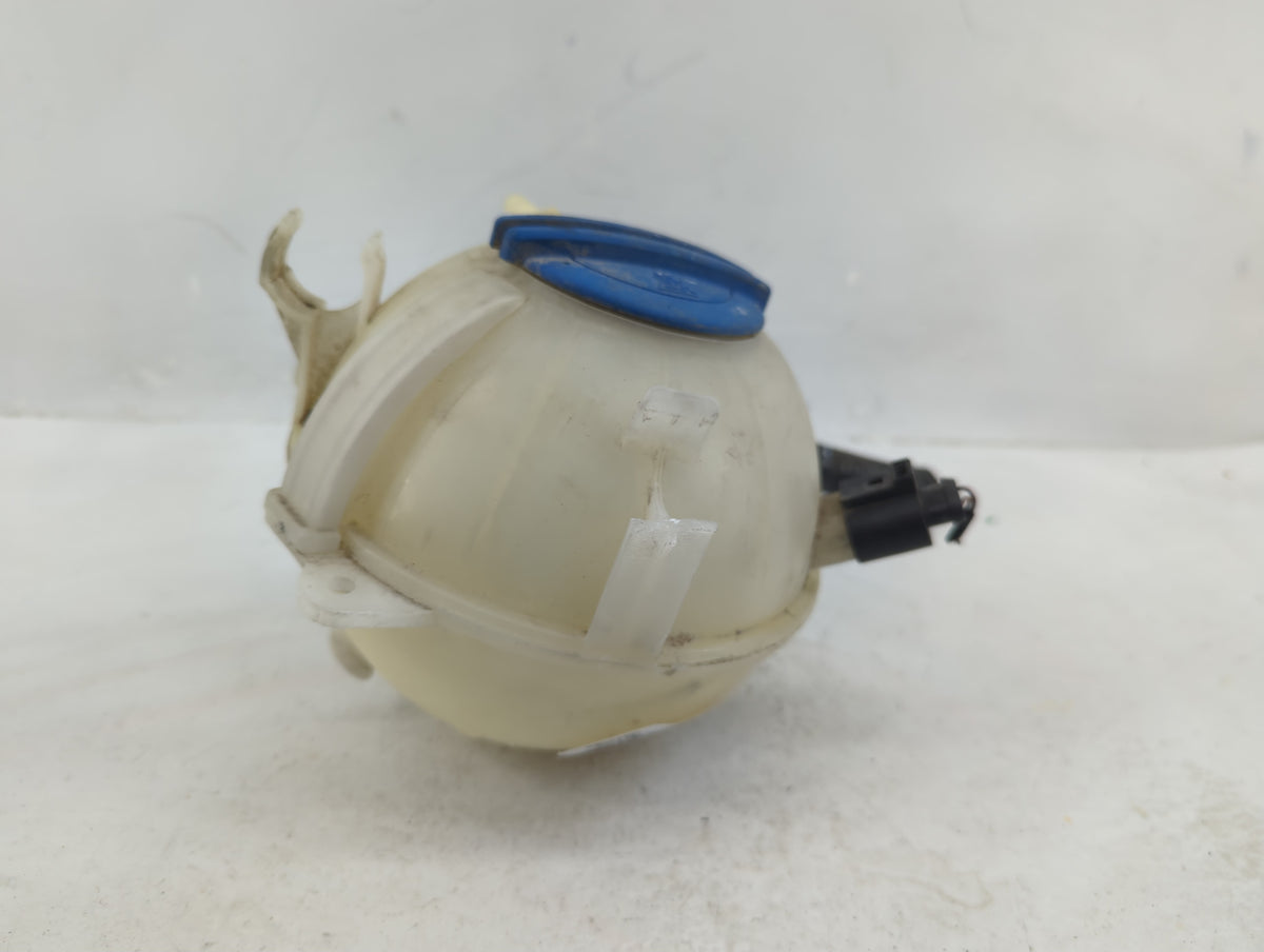 2005 Volkswagen Jetta Radiator Coolant Overflow Expansion Tank Bottle 1369145 - Oemusedautoparts1.com