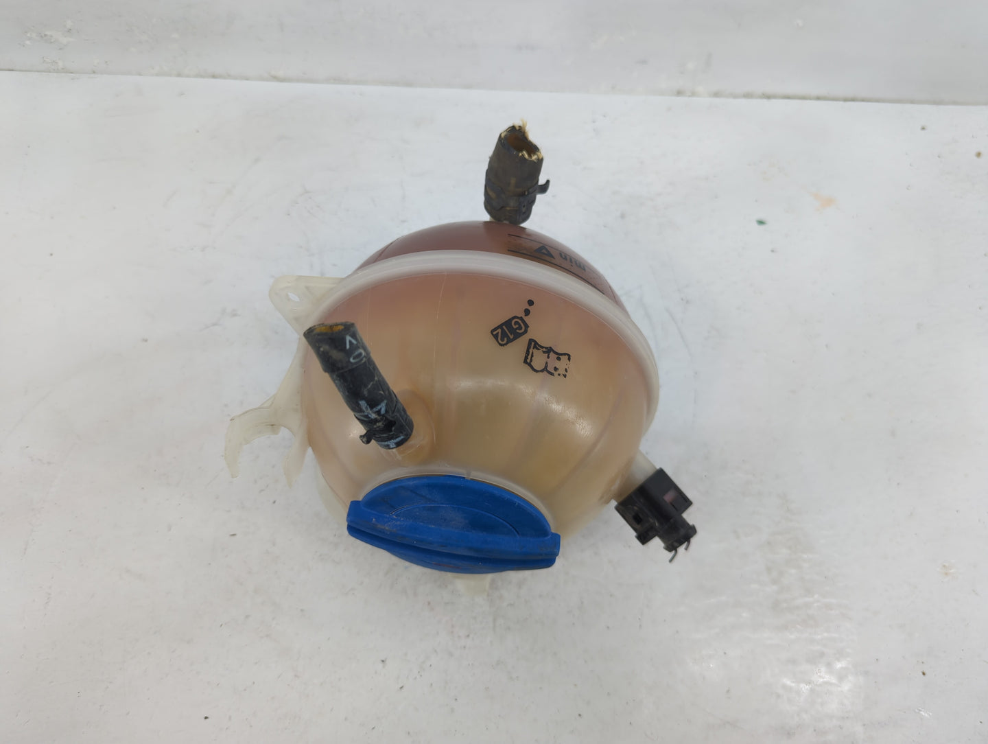 2005 Volkswagen Jetta Radiator Coolant Overflow Expansion Tank Bottle 1369198 - Oemusedautoparts1.com