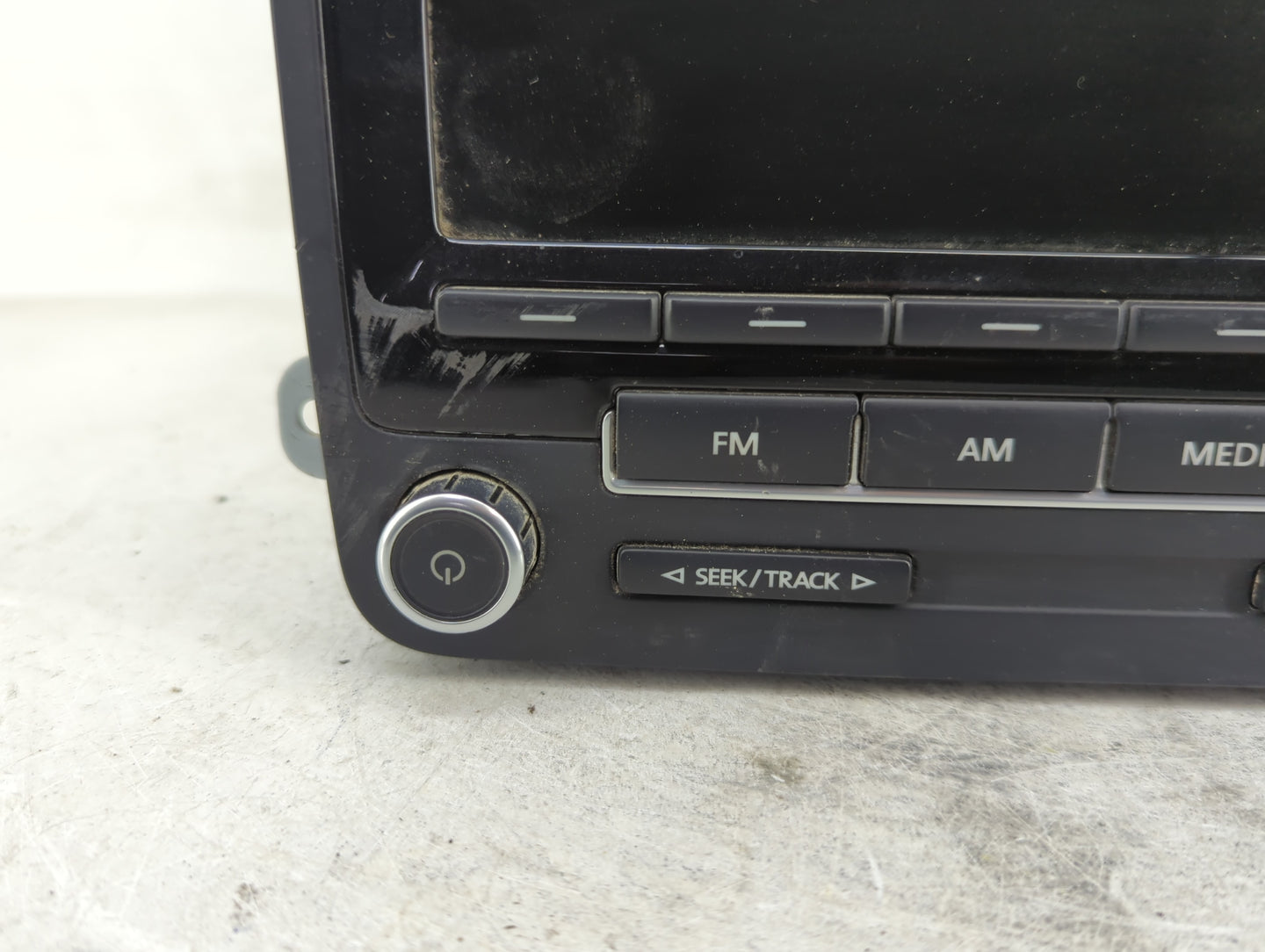 2011-2014 Volkswagen Jetta Radio AM FM Cd Player Receiver Replacement P/N:28352655 1K0 035 164 D Fits OEM Used Auto Parts - 
