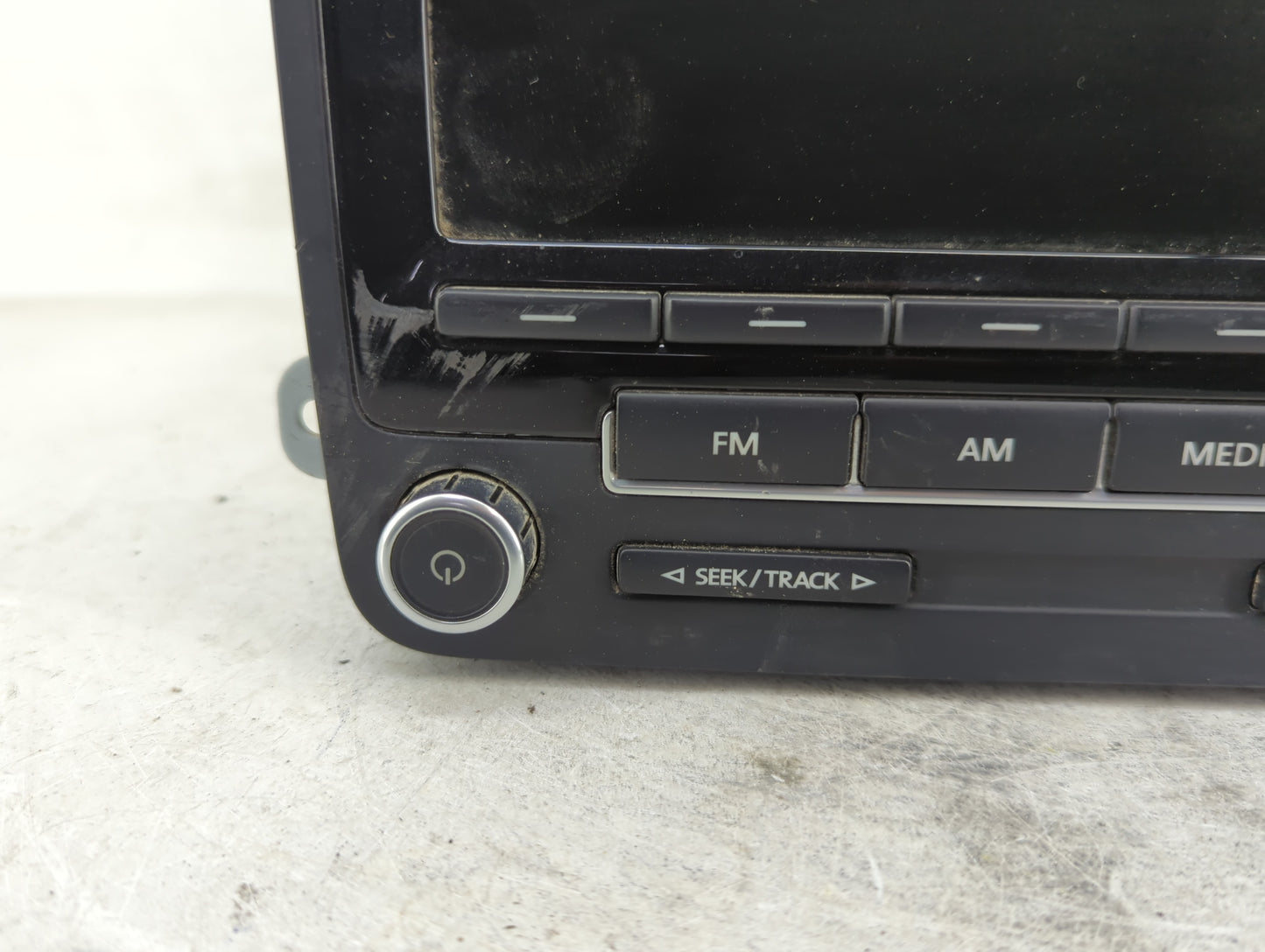 2011-2014 Volkswagen Jetta Radio AM FM Cd Player Receiver Replacement P/N:28352655 1K0 035 164 D Fits OEM Used Auto Parts - 