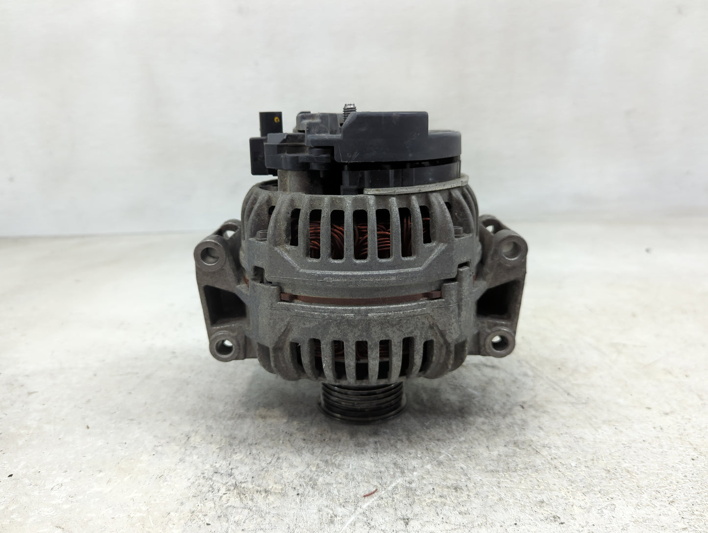 2005-2016 Volkswagen Jetta Alternator Replacement Generator Charging Assembly Engine OEM P/N:06 B903 016 AB Fits OEM Used Au