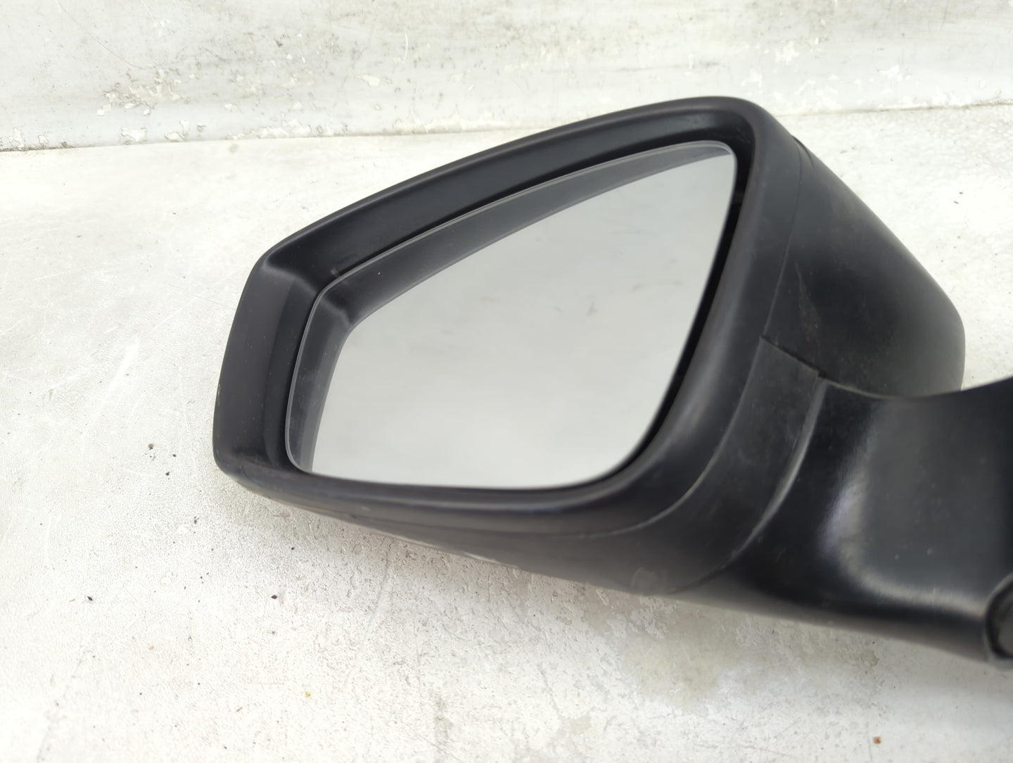 2010-2013 Volkswagen Jetta Driver Side View Mirror - Left Door Mirror OEM Used - Oemusedautoparts1.com