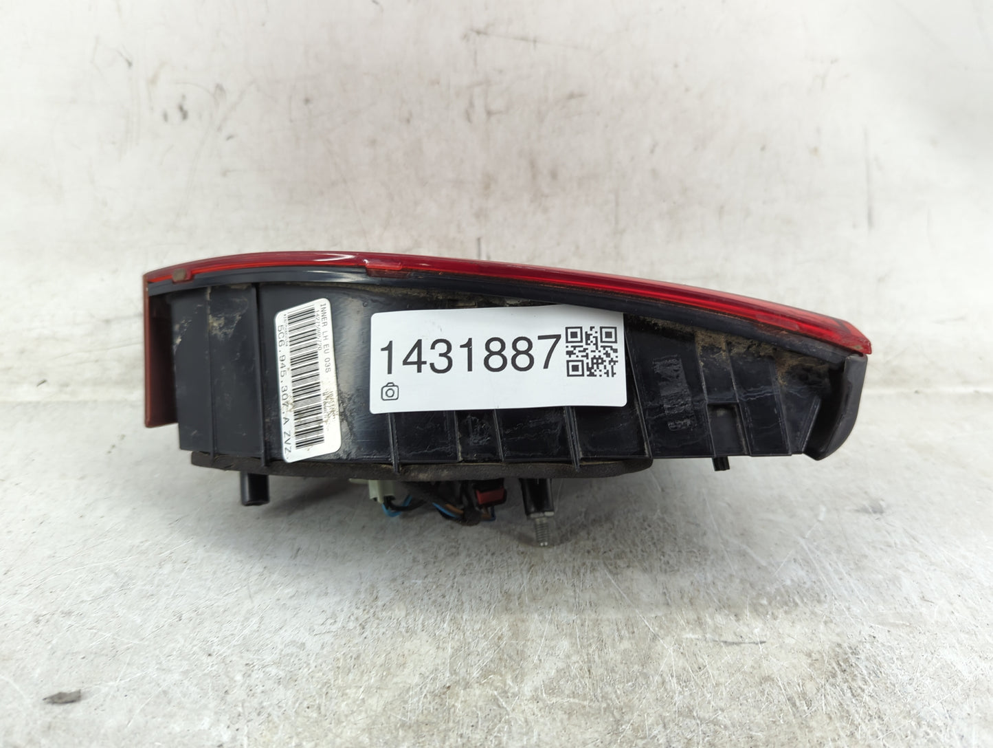 2011-2014 Volkswagen Jetta Tail Light Assembly Driver Left OEM P/N:5C6 945 307 A Fits Fits 2011 2012 2013 2014 OEM Used Auto