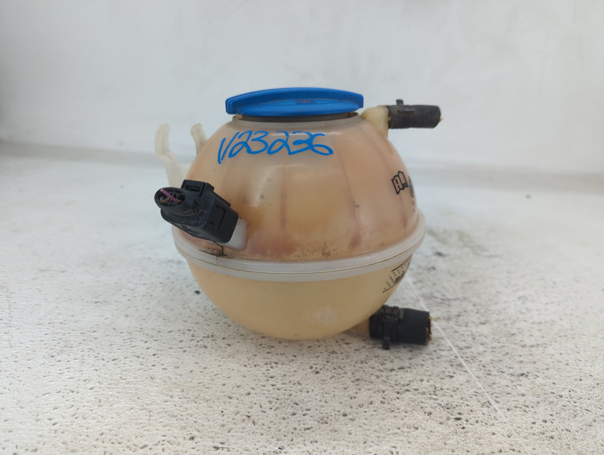 2005 Volkswagen Jetta Radiator Coolant Overflow Expansion Tank Bottle 1432399 - Oemusedautoparts1.com
