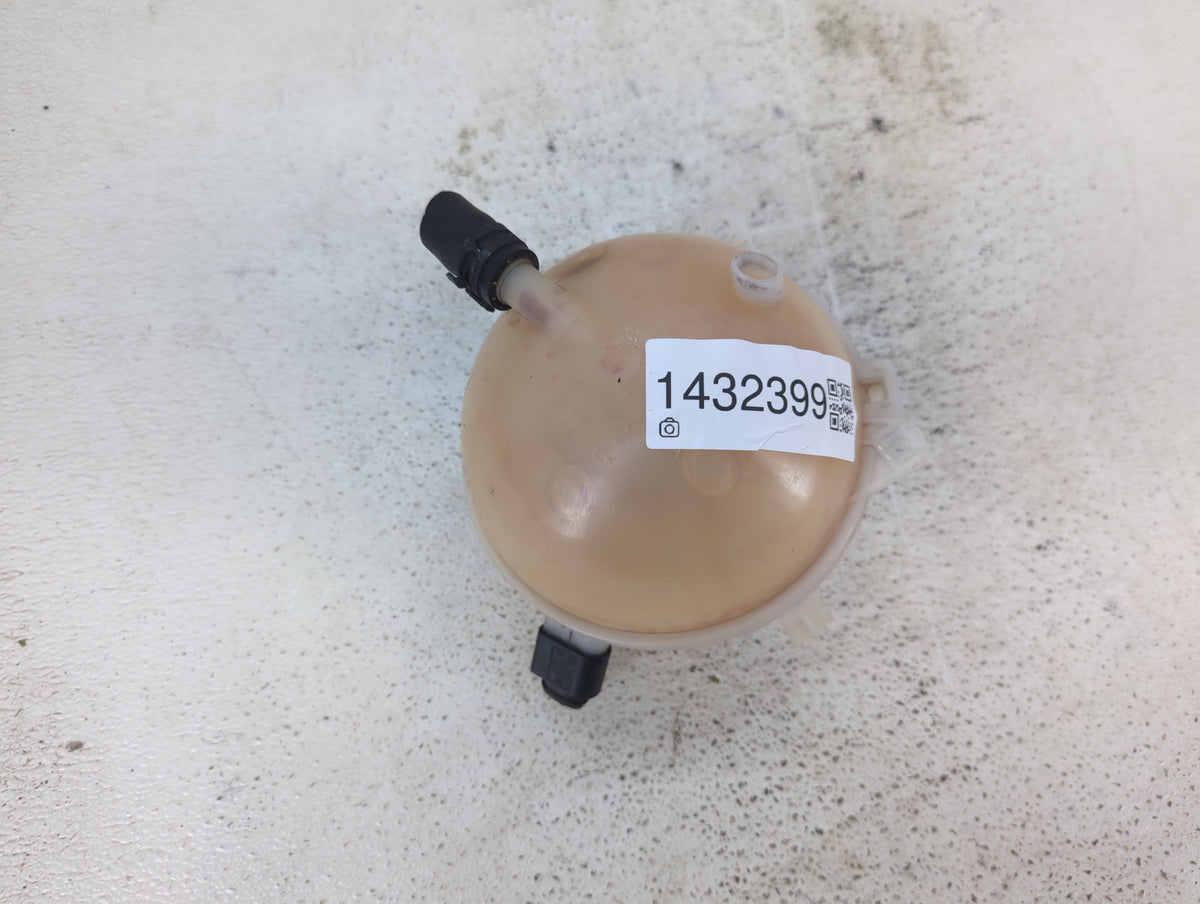 2005 Volkswagen Jetta Radiator Coolant Overflow Expansion Tank Bottle 1432399 - Oemusedautoparts1.com