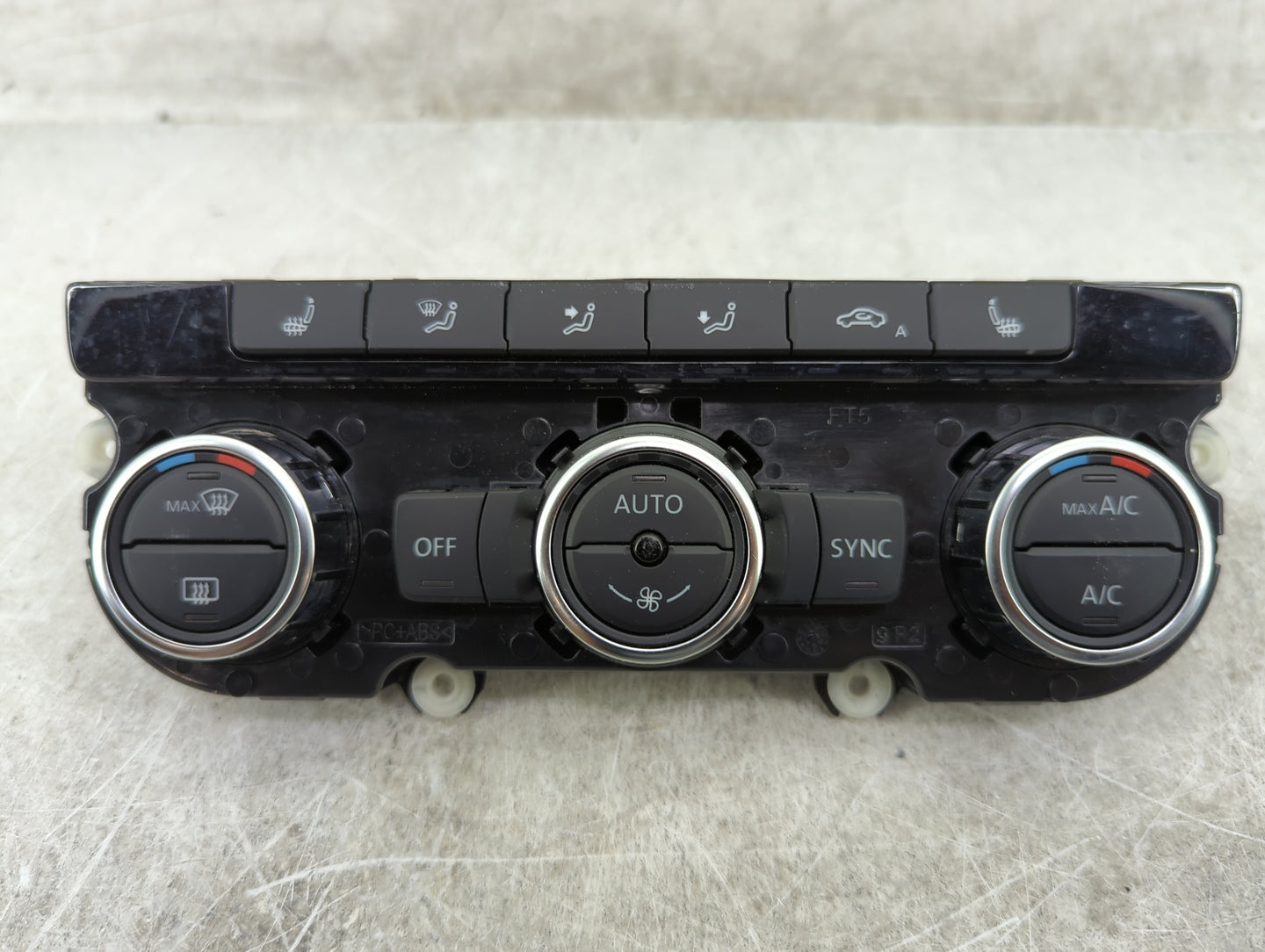 2013 Volkswagen Jetta Climate Control Module Temperature AC/Heater Replacement P/N:3AA907044CF 5HB011277-61 Fits OEM Used Au