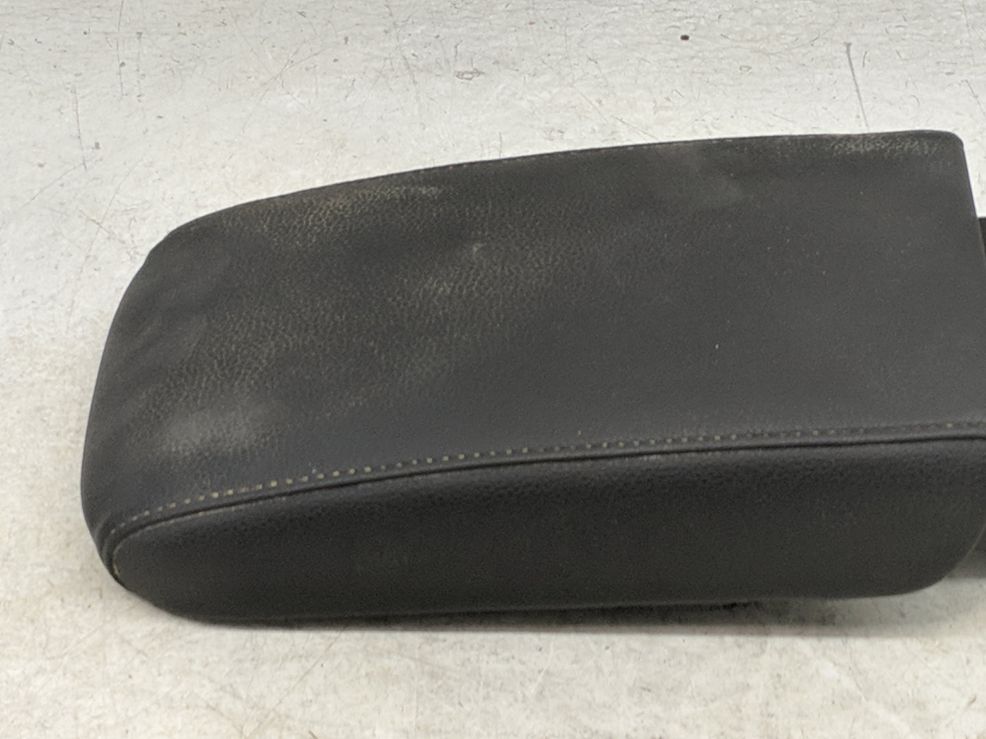 2013 Volkswagen Jetta Center Console Armrest Cover Lid Fits OEM Used Auto Parts - Oemusedautoparts1.com
