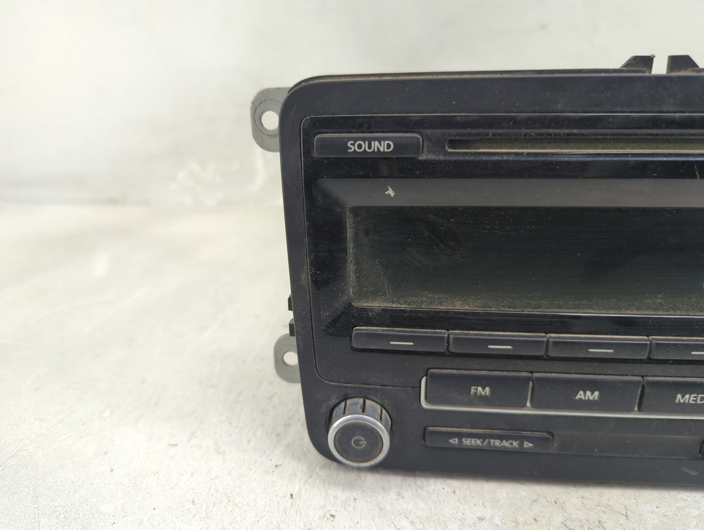 2011-2014 Volkswagen Jetta Radio AM FM Cd Player Receiver Replacement P/N:1K0035164D 28352655 Fits Fits 2010 2011 2012 2013 