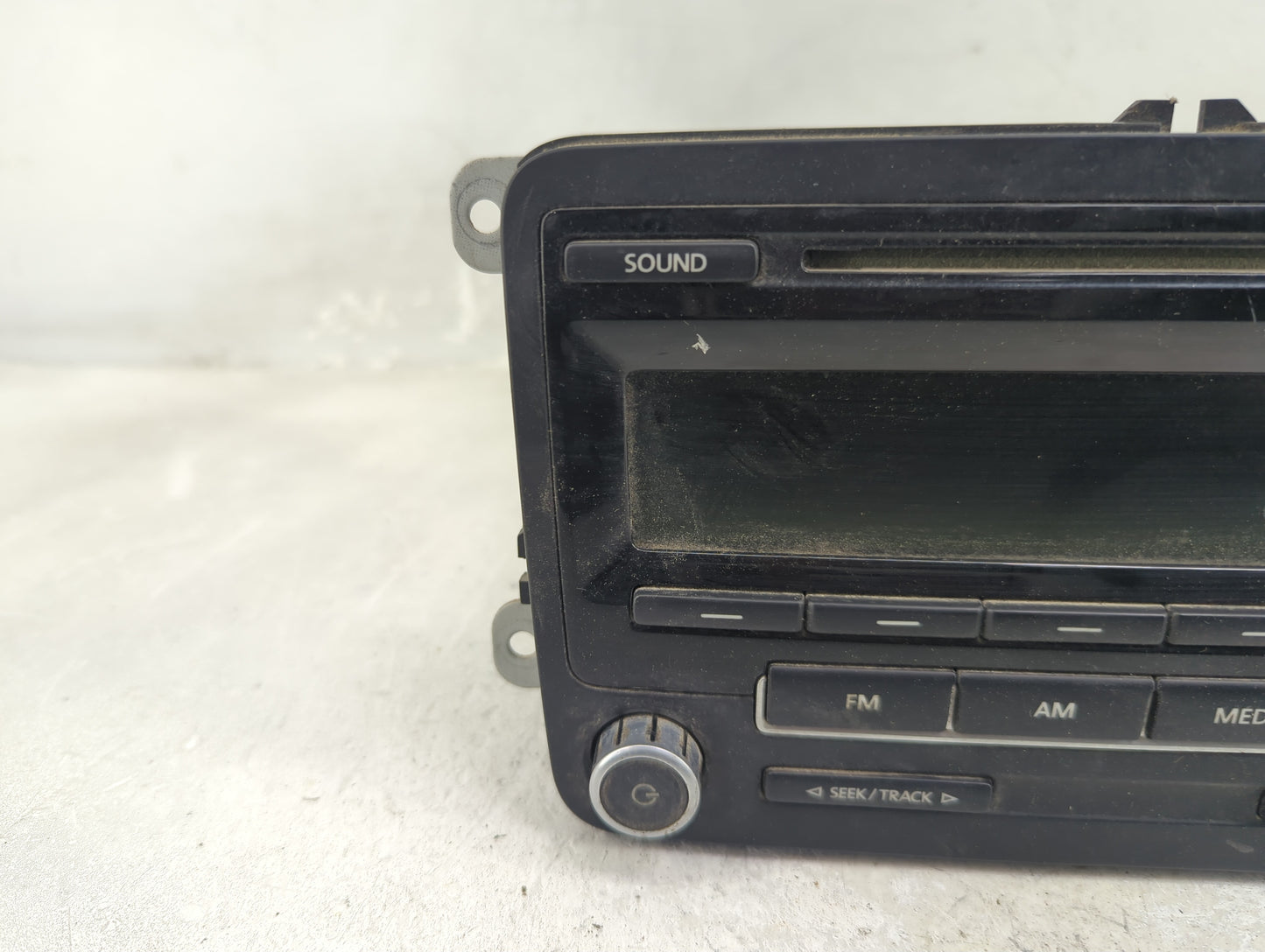 2011-2014 Volkswagen Jetta Radio AM FM Cd Player Receiver Replacement P/N:1K0035164D 28352655 Fits Fits 2010 2011 2012 2013 
