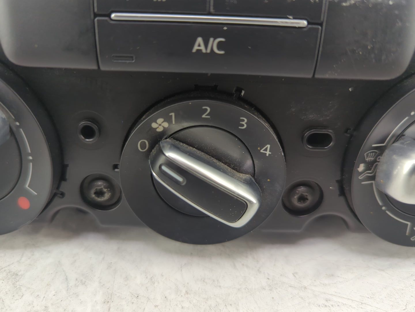 2011-2014 Volkswagen Jetta Climate Control Module Temperature AC/Heater Replacement Fits Fits 2011 2012 2013 2014 OEM Used A