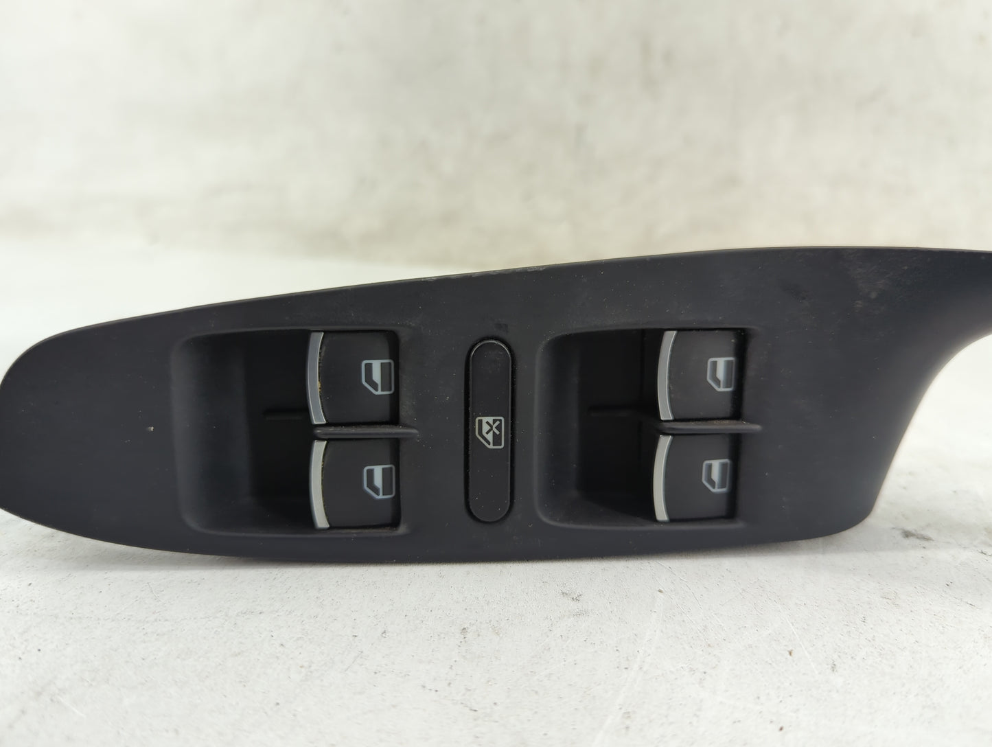 2011-2018 Volkswagen Jetta Master Power Window Switch Replacement Driver Side Left Fits OEM Used Auto Parts - Oemusedautopar