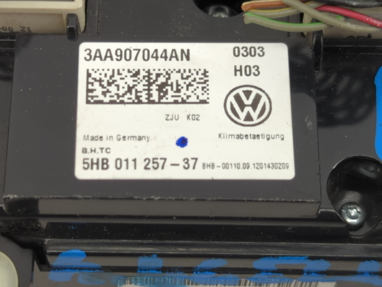 2012-2014 Volkswagen Jetta Climate Control Module Temperature AC/Heater Replacement P/N:3AA907044AN 5HB01125737 Fits OEM Use
