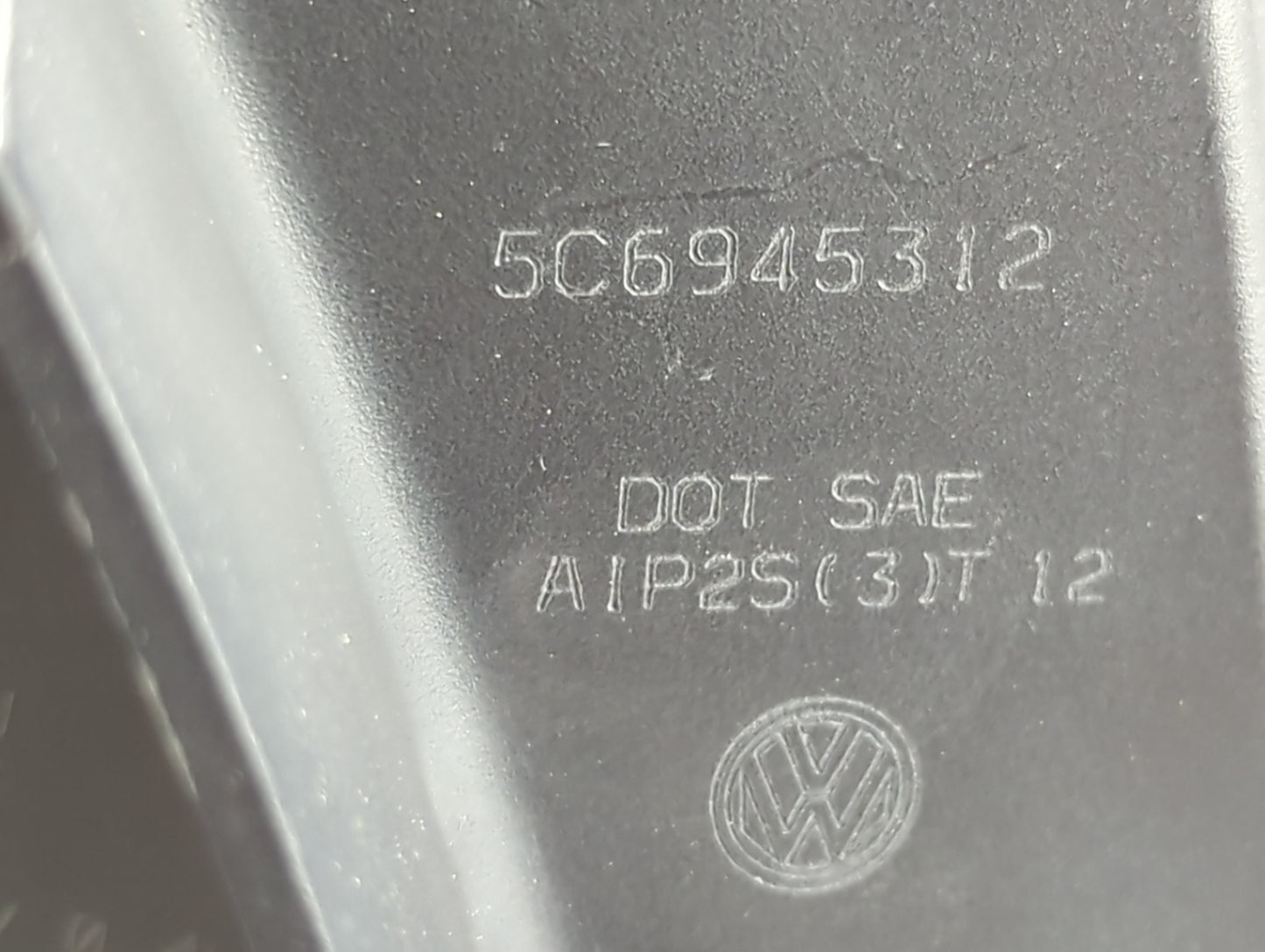 2012-2016 Volkswagen Jetta Tail Light Assembly Passenger Right OEM P/N:5C6945312 5C6945208 Fits Fits 2012 2013 2014 2016 OEM